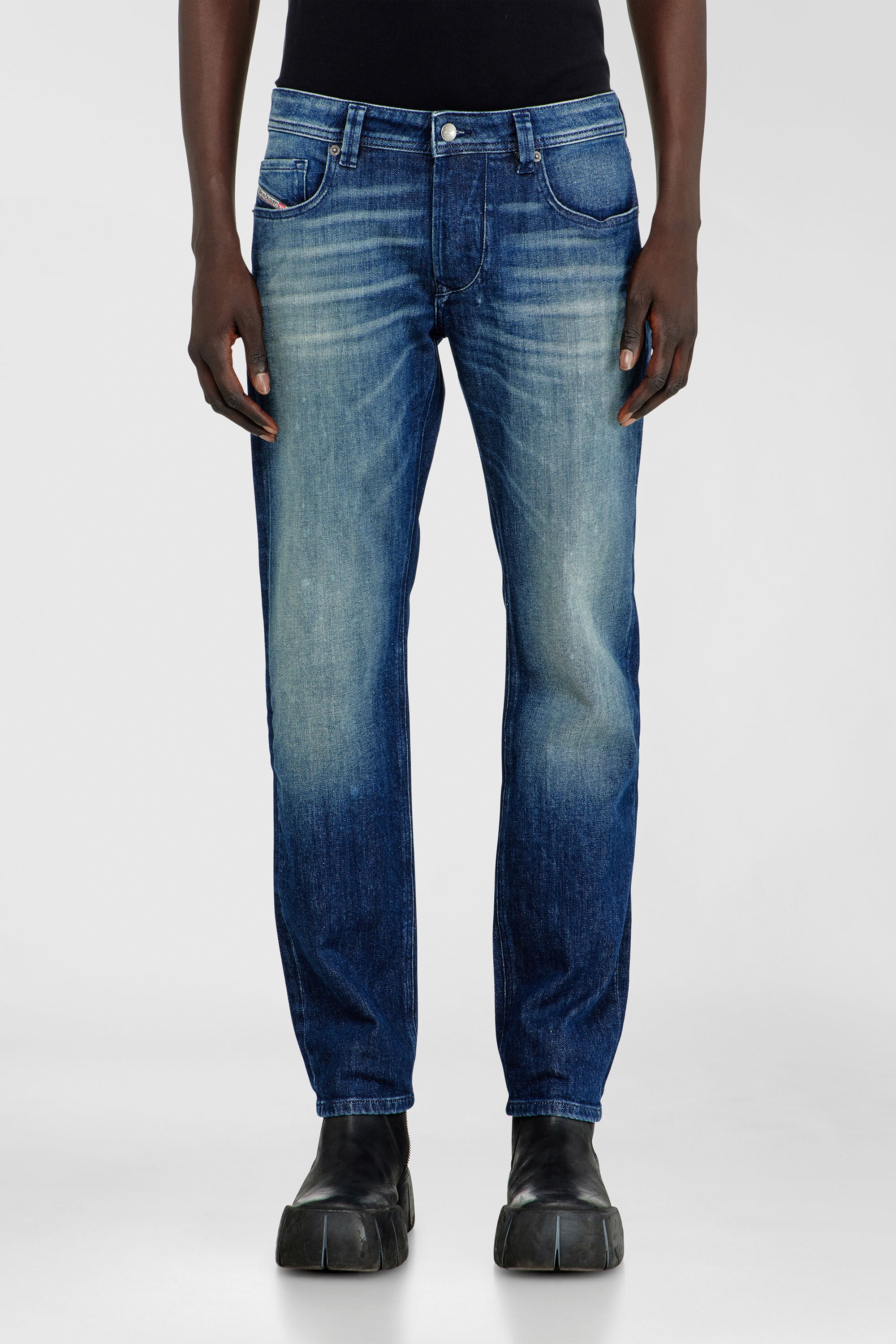 Diesel - Herren Regular Jeans 1986 Larkee-Beex 0KBBR, Dunkelblau - 4