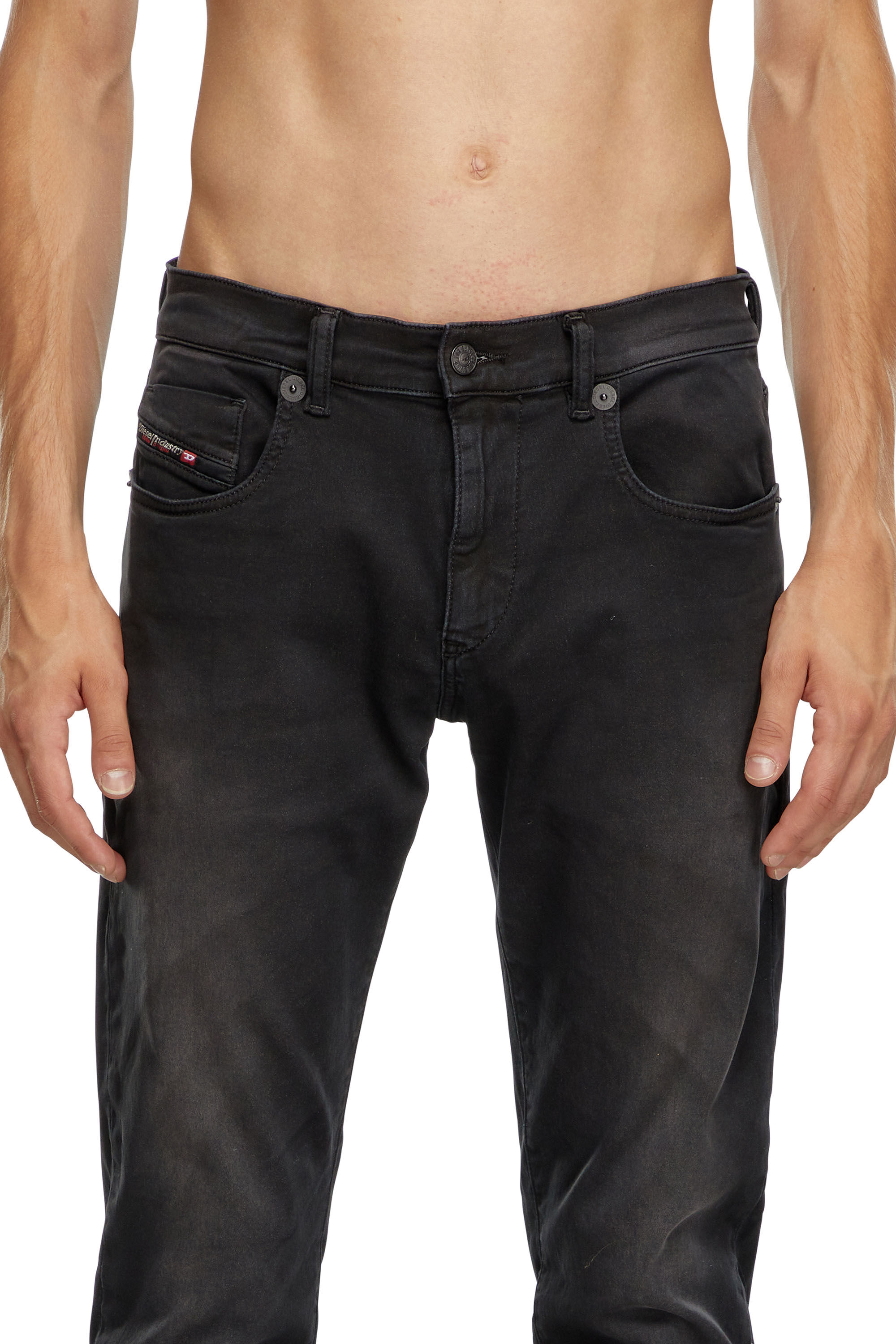 Diesel - Herren Slim 2060 D-Strukt Joggjeans® 0670M, Schwarz/Dunkelgrau - 5