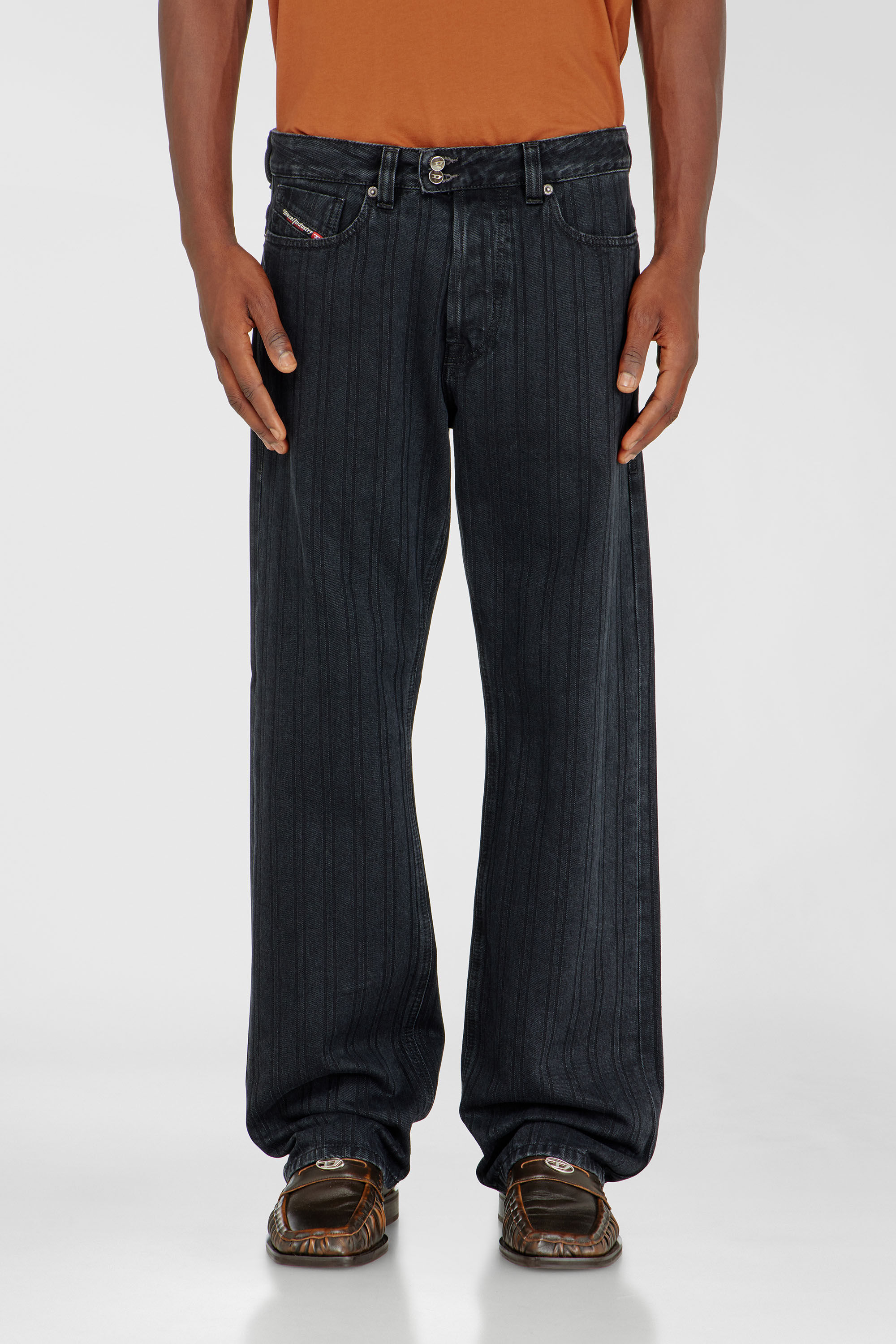 Diesel - Herren Relaxed Jeans 1980 D-Eeper 09Q12, Schwarz/Dunkelgrau - 4