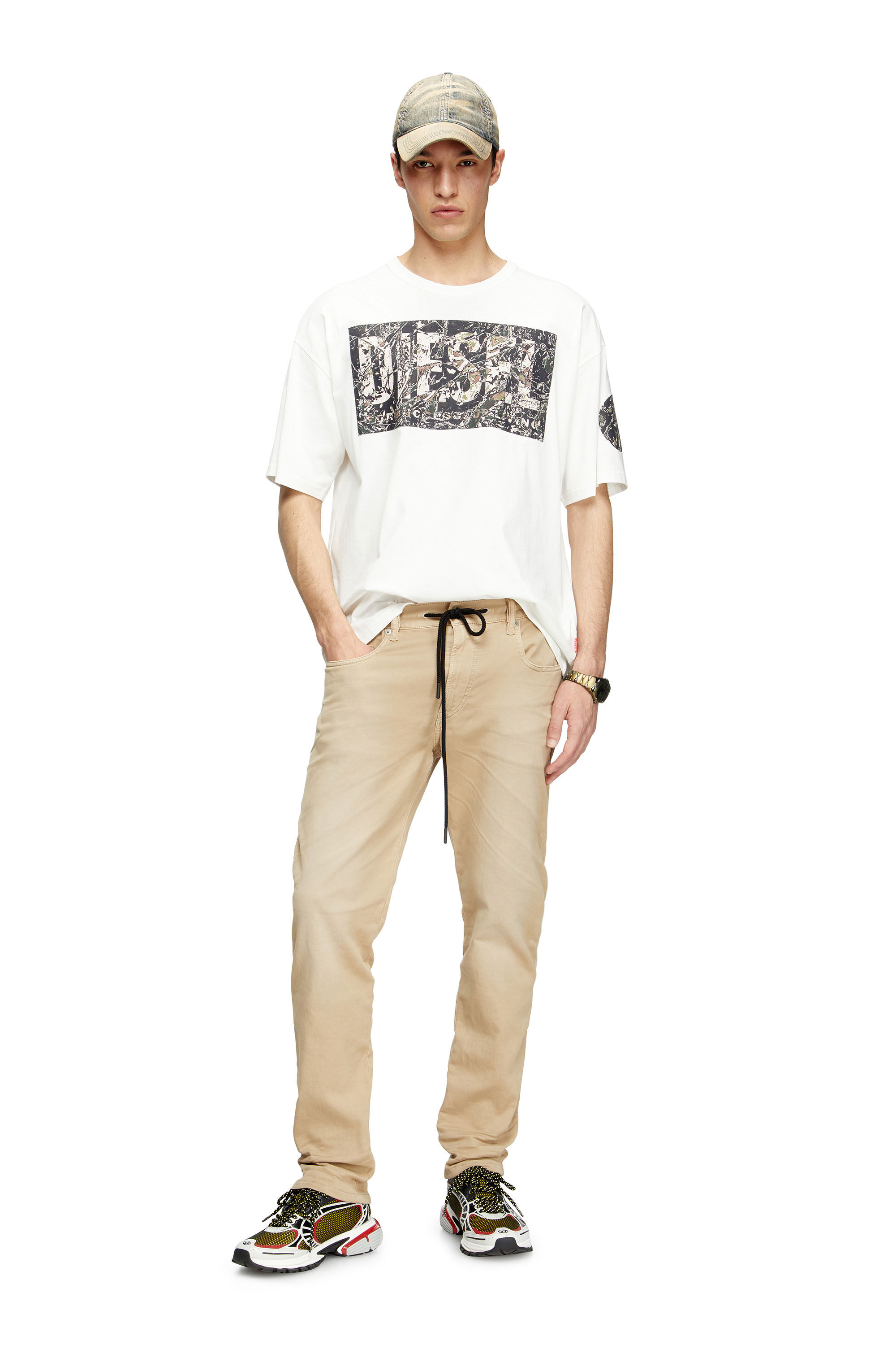 Diesel - Herren Slim 2060 D-Strukt Joggjeans® 0670M, Hellbraun - 1