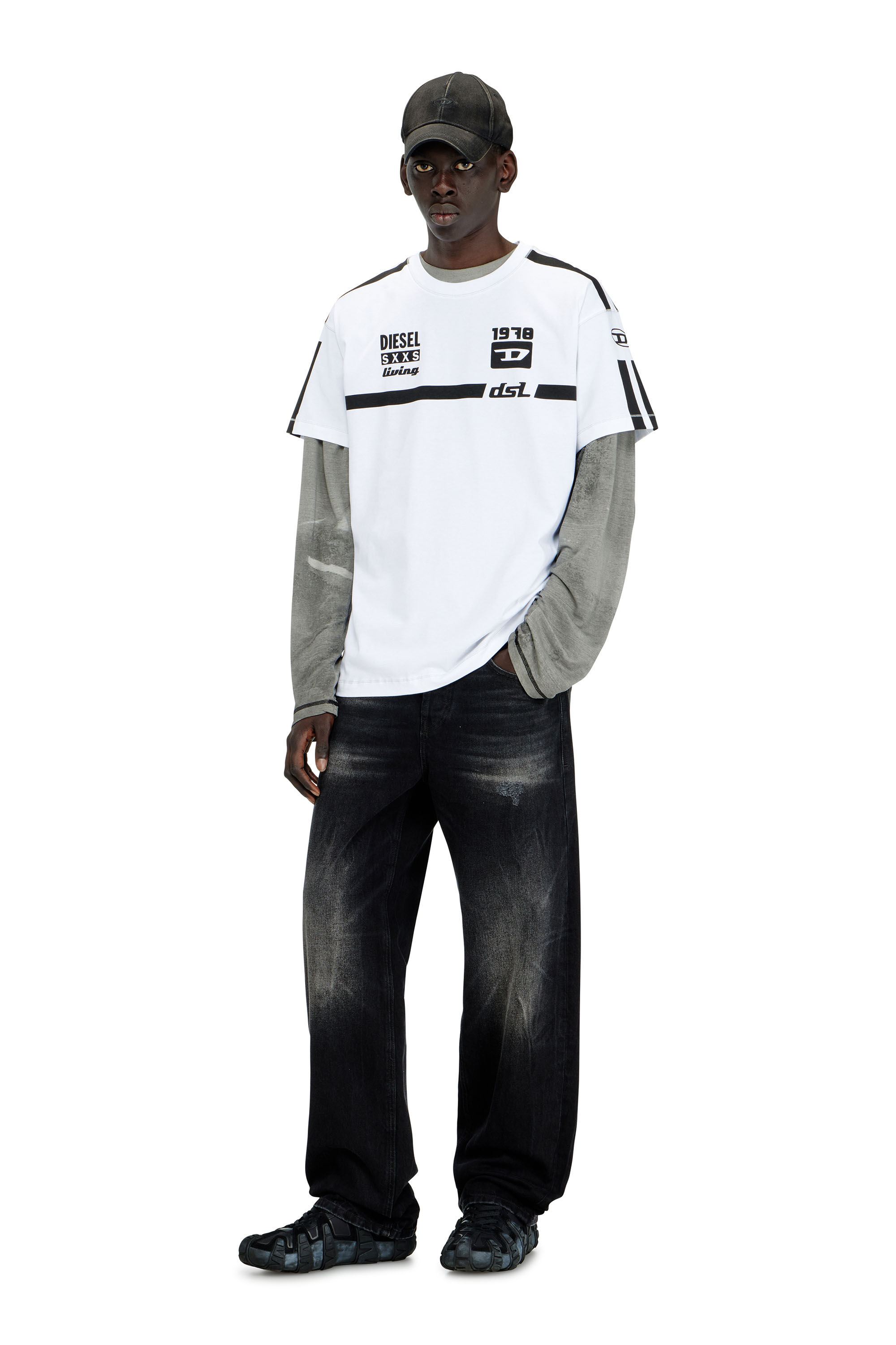 Diesel - T-NORM-V12, Herren T-Shirt aus Baumwolle mit kontrastierenden Grafikprints in null - 1