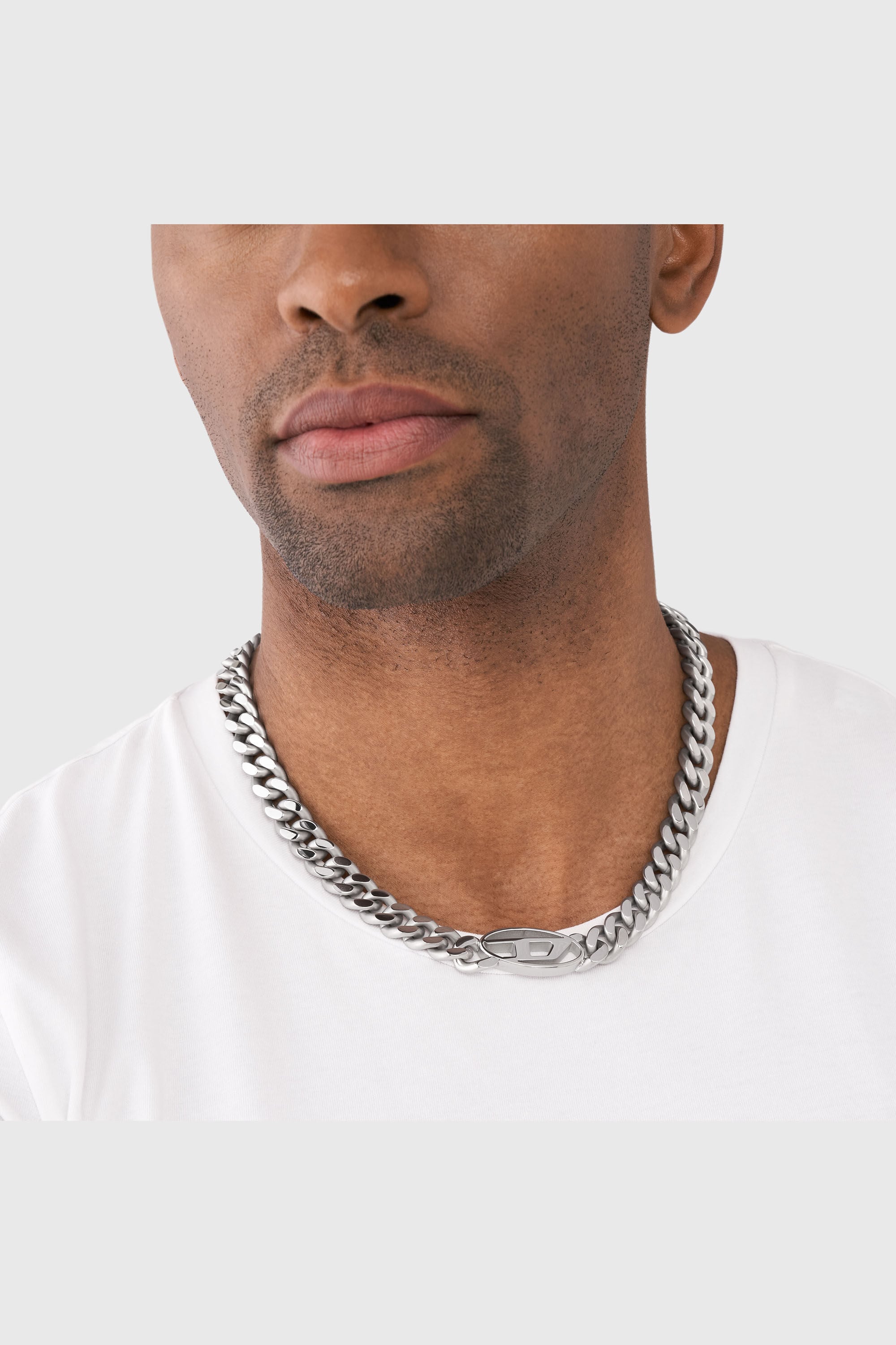 Diesel - DX1433, Herren Choker mit ovalem D-Logo in Silber - 3