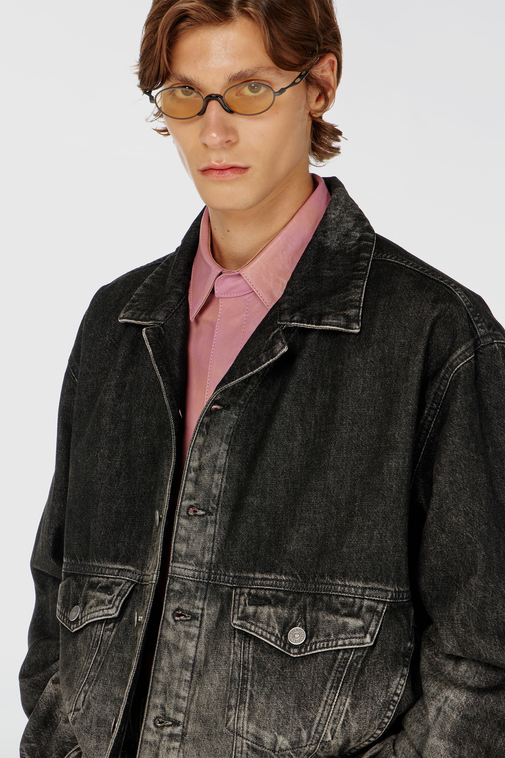 Diesel - D-MORGHI-FSJ, Herren Trucker-Jacke aus Denim mit Dirty-Effekt in Schwarz/Dunkelgrau - 5