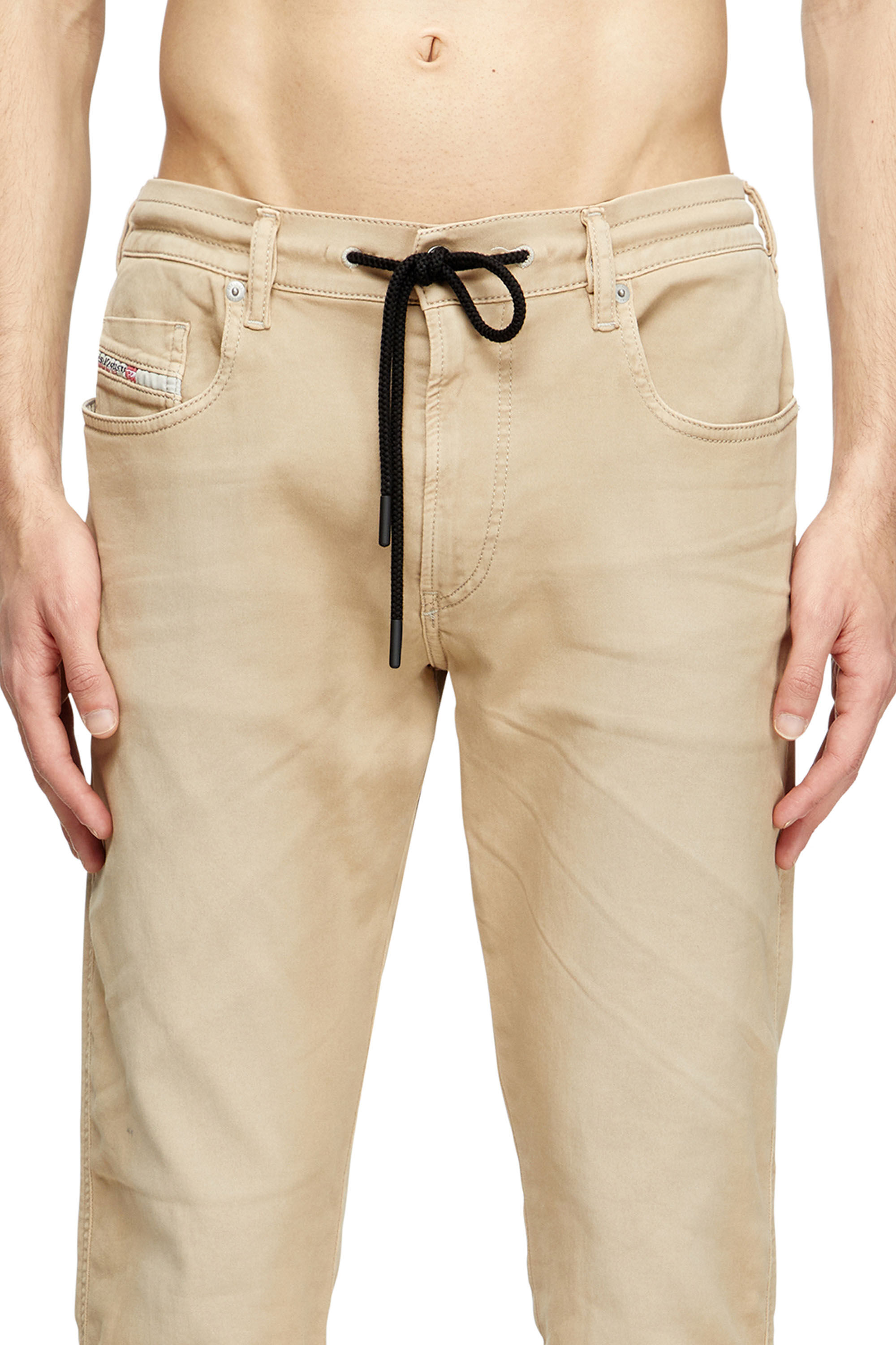 Diesel - Herren Slim 2060 D-Strukt Joggjeans® 0670M, Hellbraun - 5