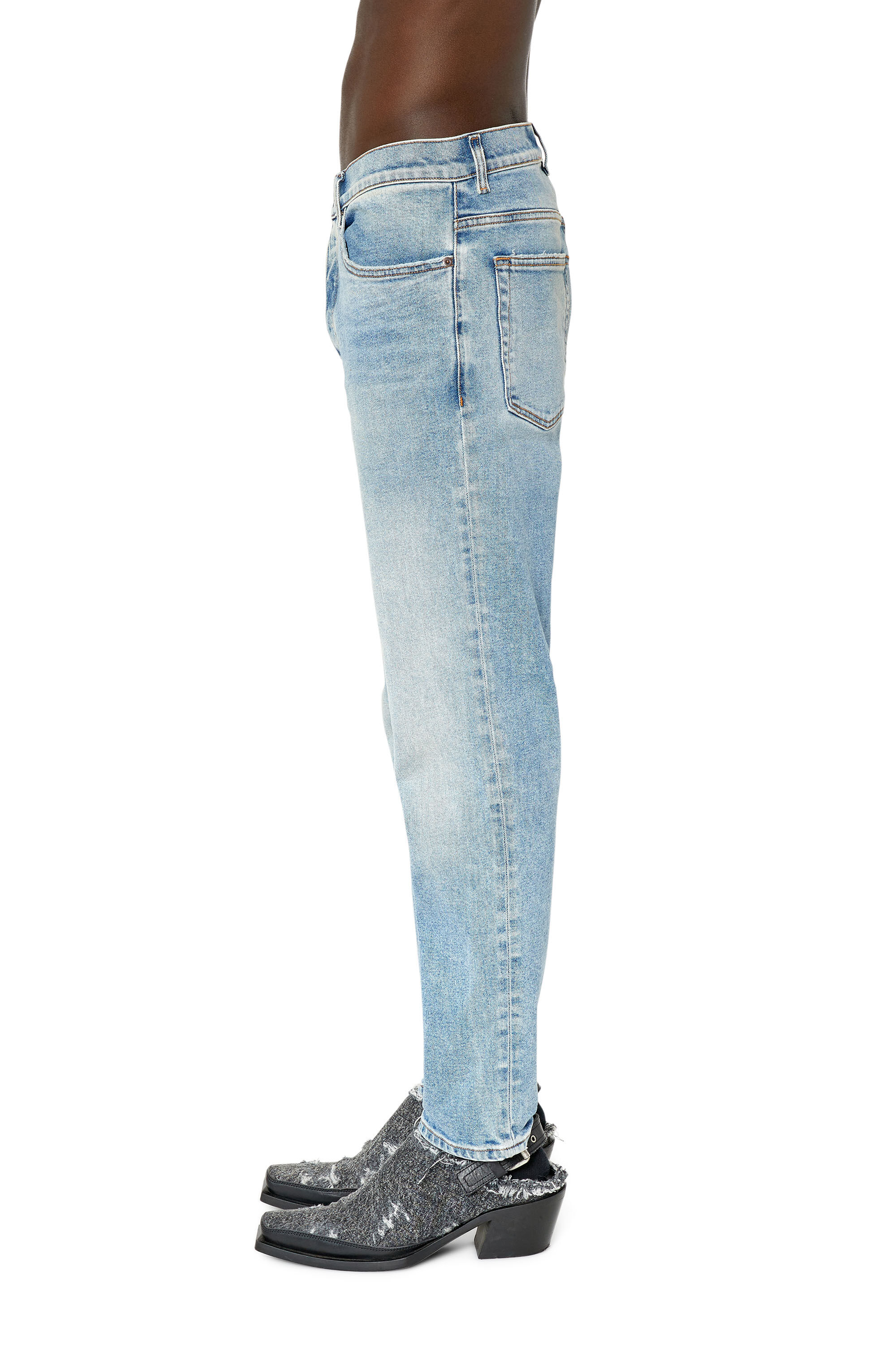 Diesel - Tapered Jeans 2005 D-Fining 09E86, Hellblau - Image 5