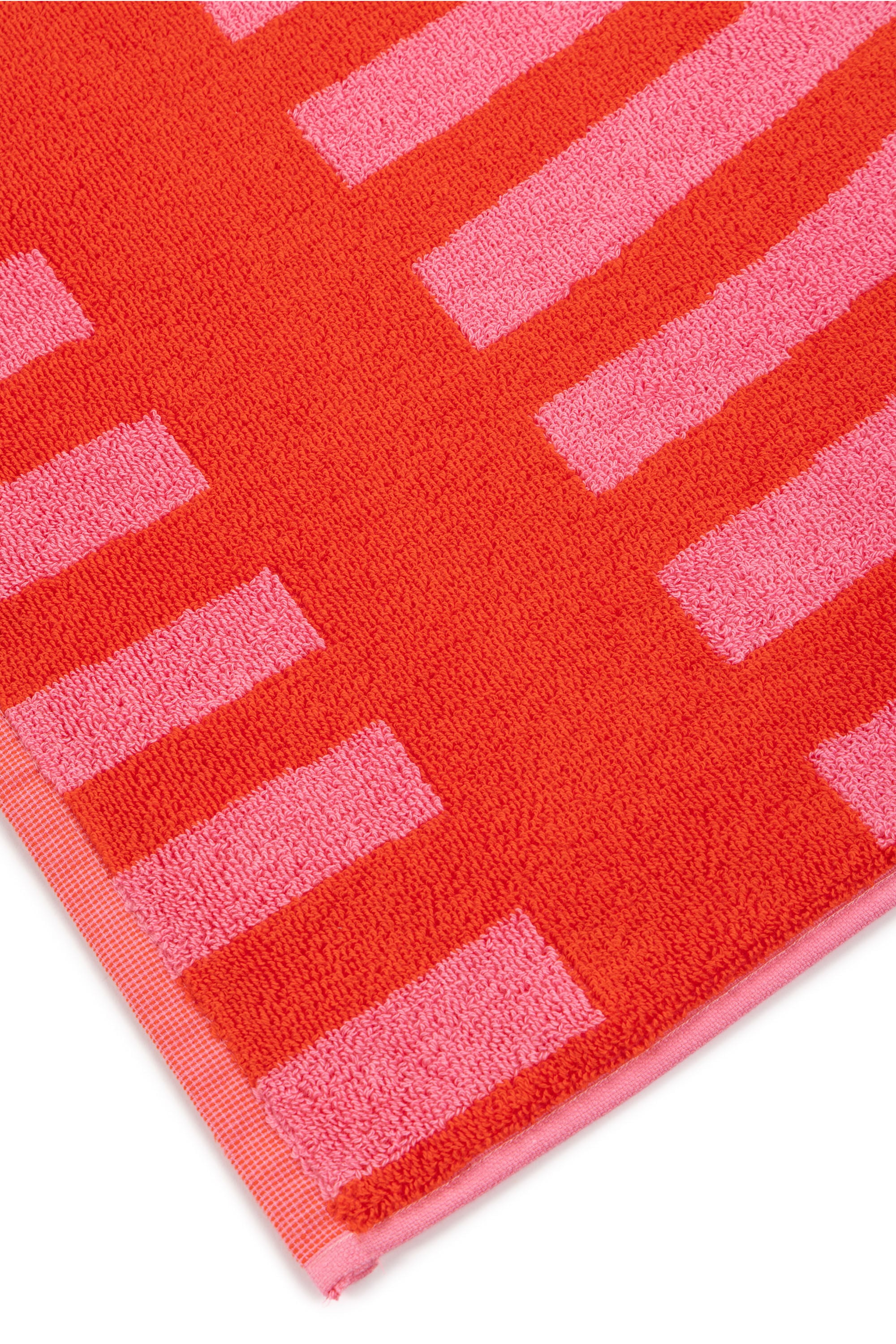 Diesel - 1018163  STRIPES PINK/RED TOWEL, Unisex Frotteehandtuch 100x180 cm in Rot - 2