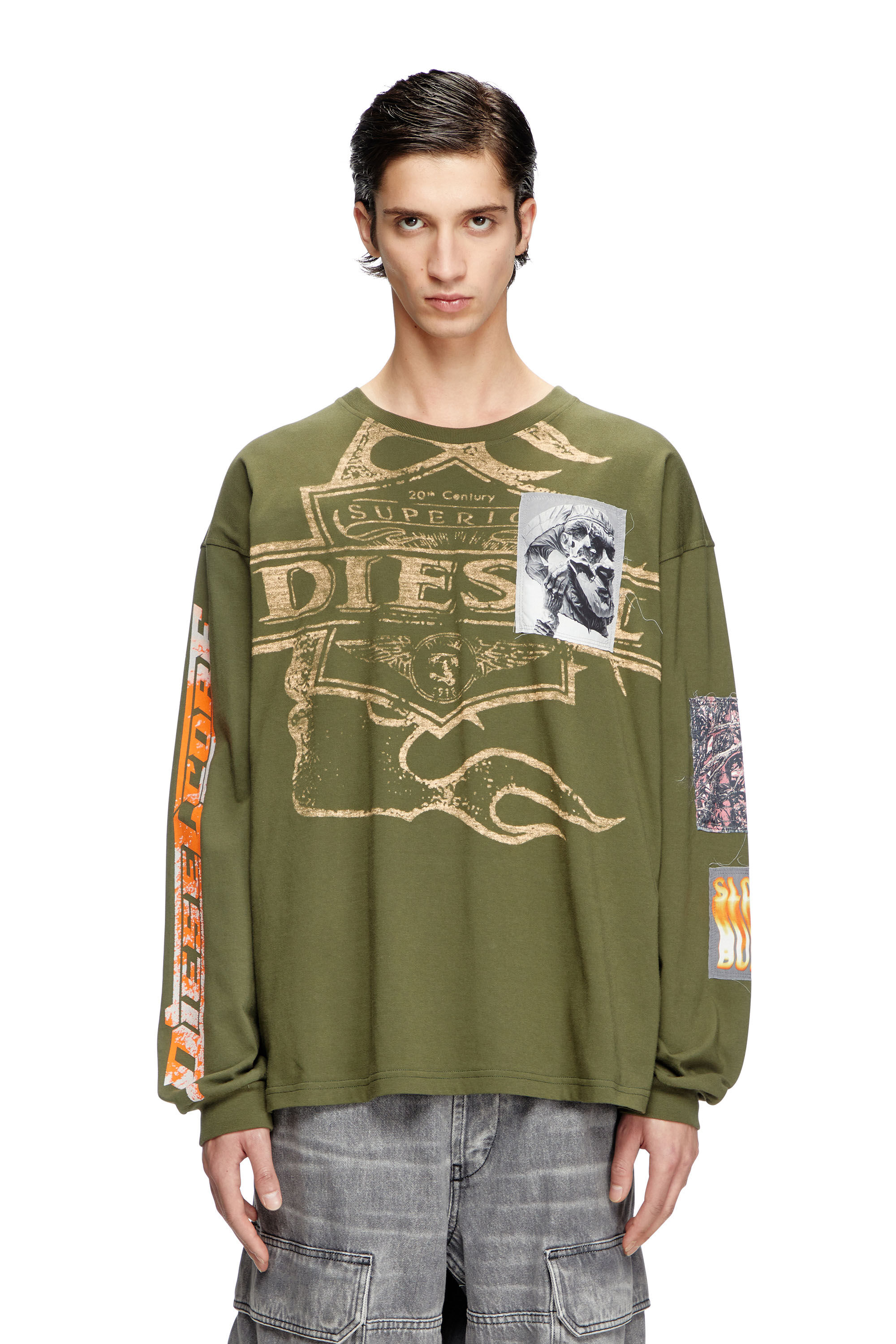 Diesel - T-BOXT-LS-SLITS-R5, Herren Langarm-T-Shirt mit grafischen Patches in Armeegrün - 3