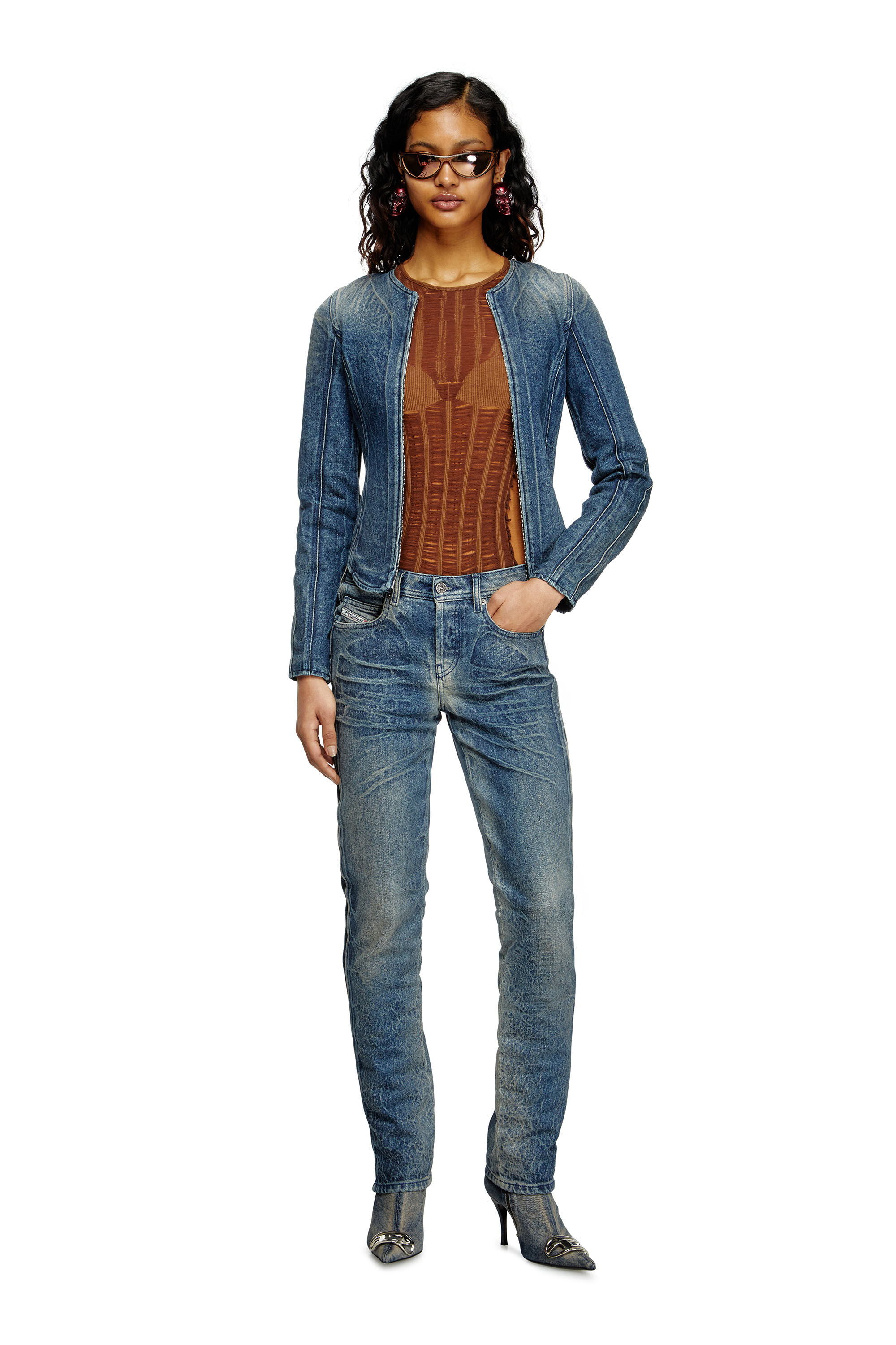 Diesel - M-CALAI-SS, Damen Nahtloses T-Shirt mit Dessous-Illusion in Braun - 1