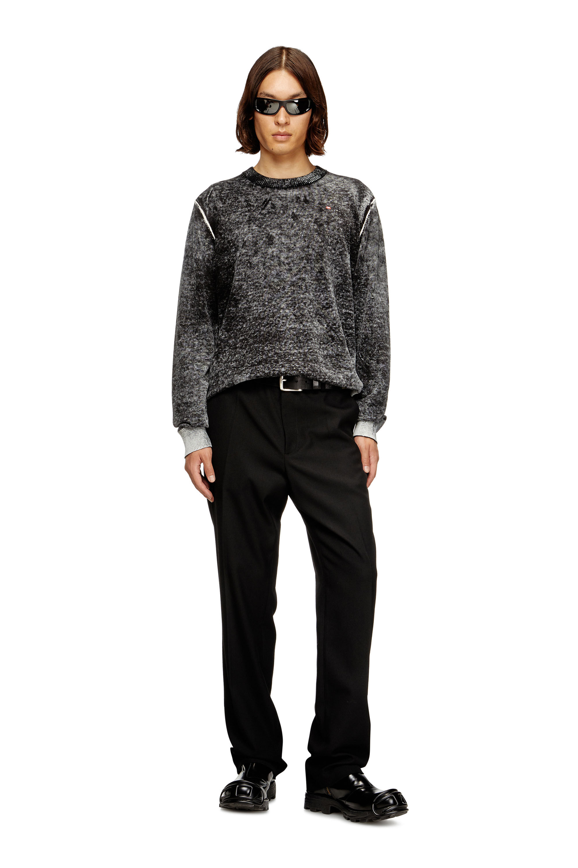 Diesel - K-LAURENT, Herren Pullover mit verblasstem Rückendruck in Grau - 1