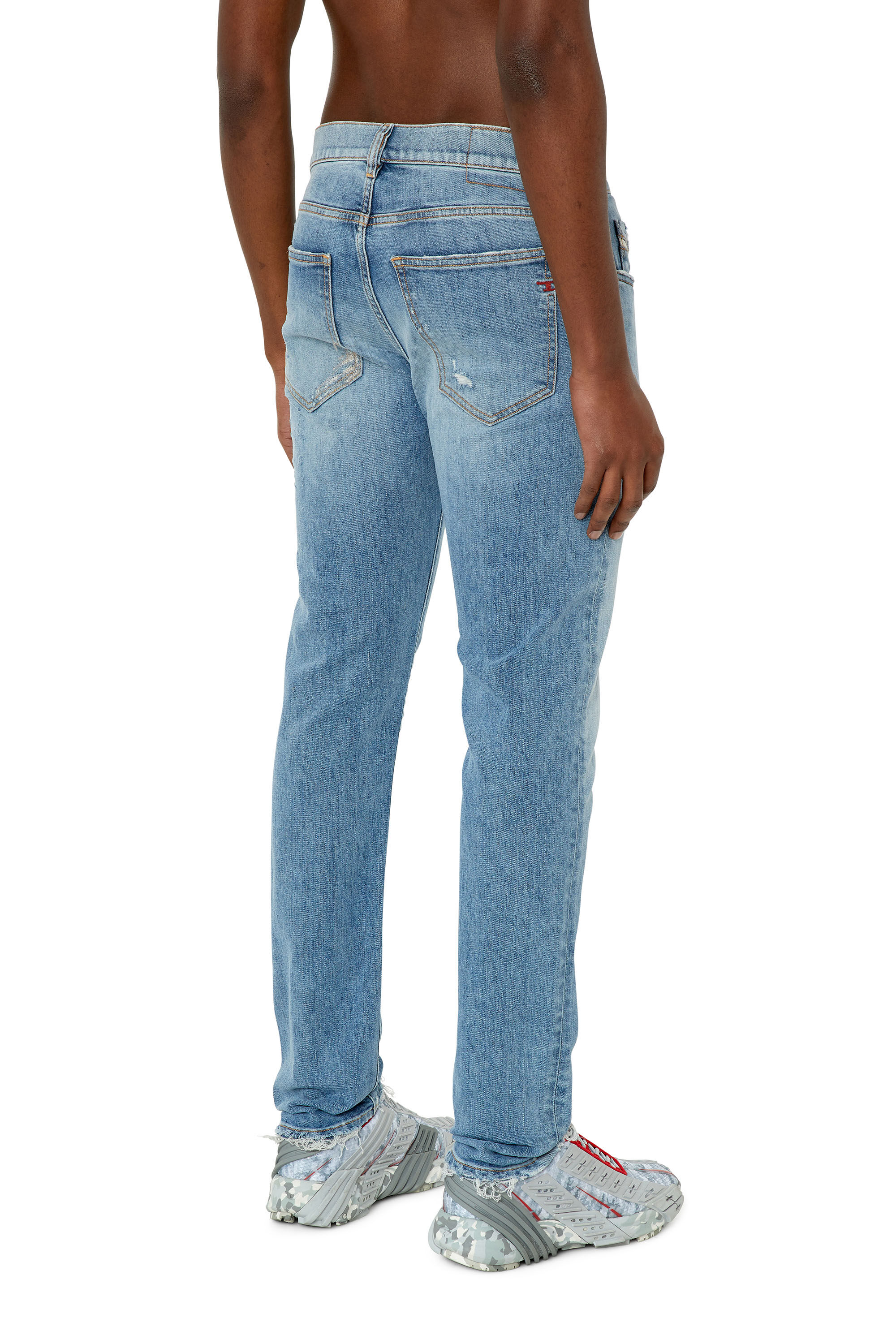 Diesel - Slim Jeans 2019 D-Strukt 09E73, Hellblau - Image 4