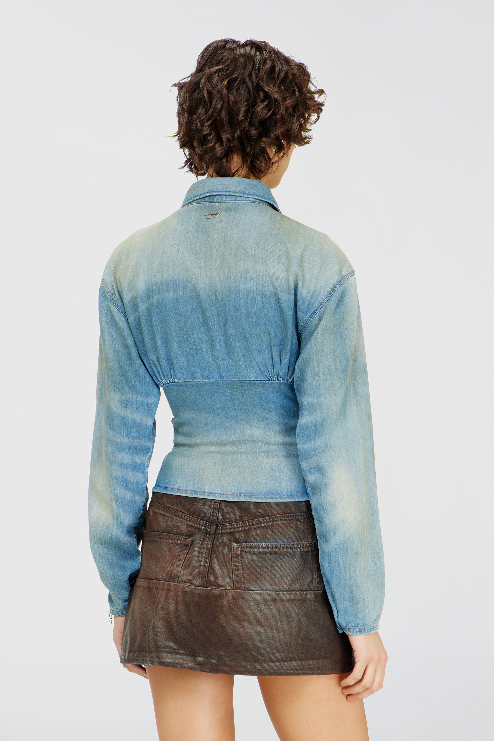 Diesel - DE-VIOLI-S1, Damen Denimhemd mit abgesetztem Design in Hellblau - 4