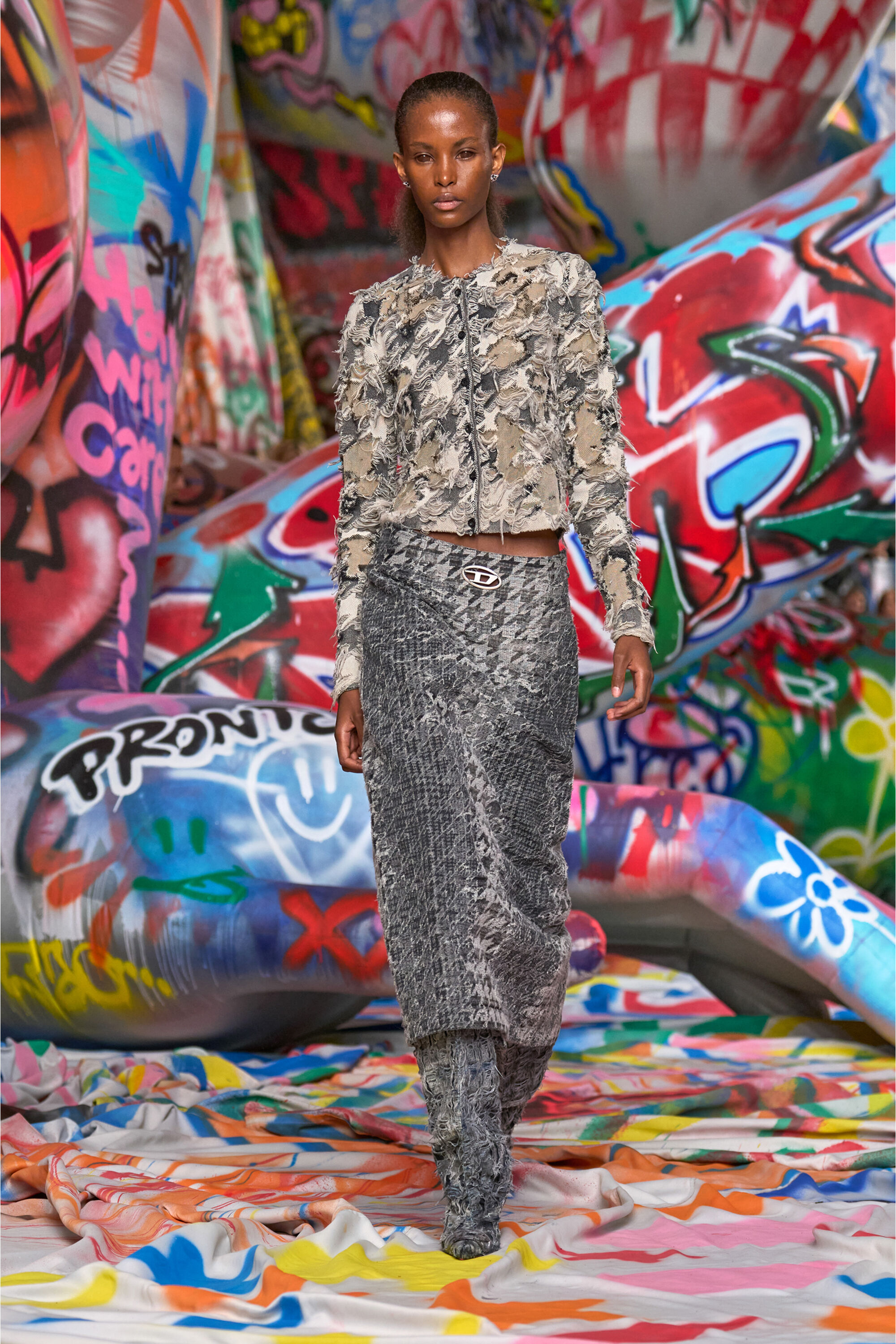Diesel - M-SIBYLLA, Damen Strickjacke aus Dévoré-Hahnentritt-Jacquard in Grau/Weiss - 6