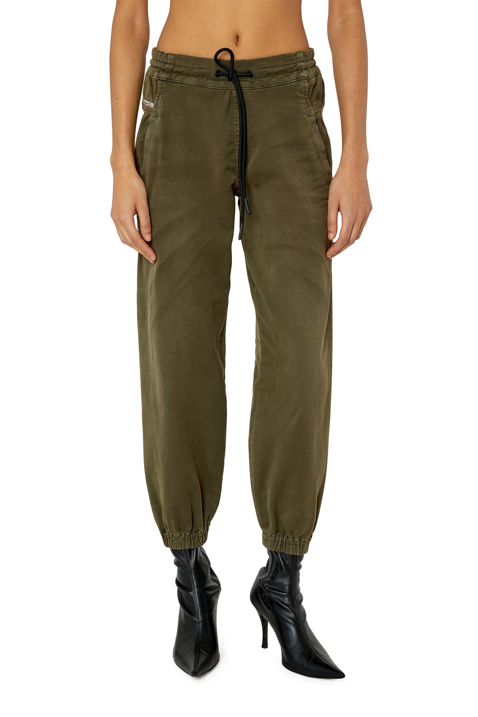Diesel - Krailey JoggJeans® 0670M Boyfriend, Armeegrün - Image 3