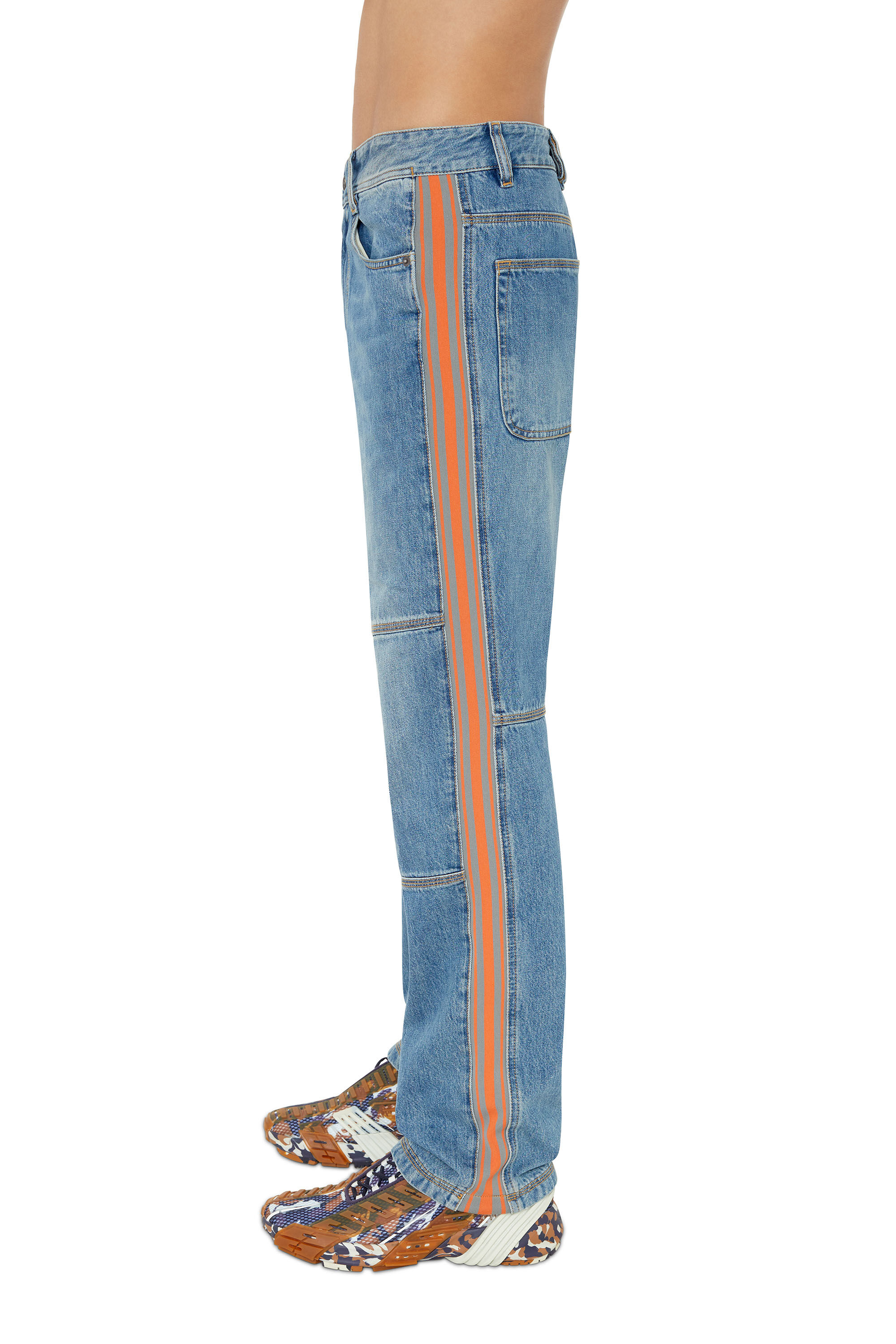 Diesel - D-Arbus 0EIAW Straight Jeans, Mittelblau - Image 5