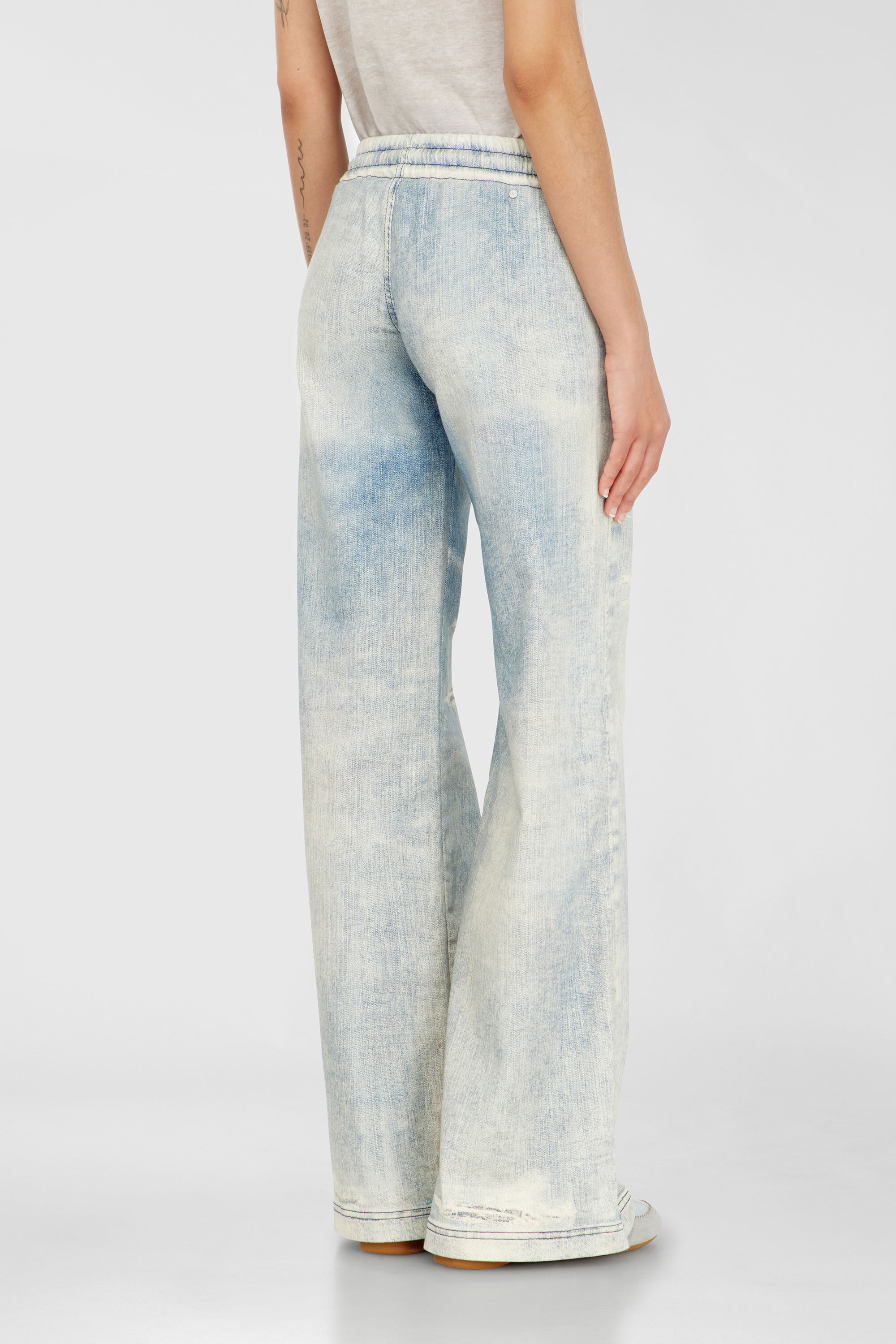 Diesel - Damen Relaxed 2078 D-Ainty Joggjeans&reg; 068XM, Hellblau - 3