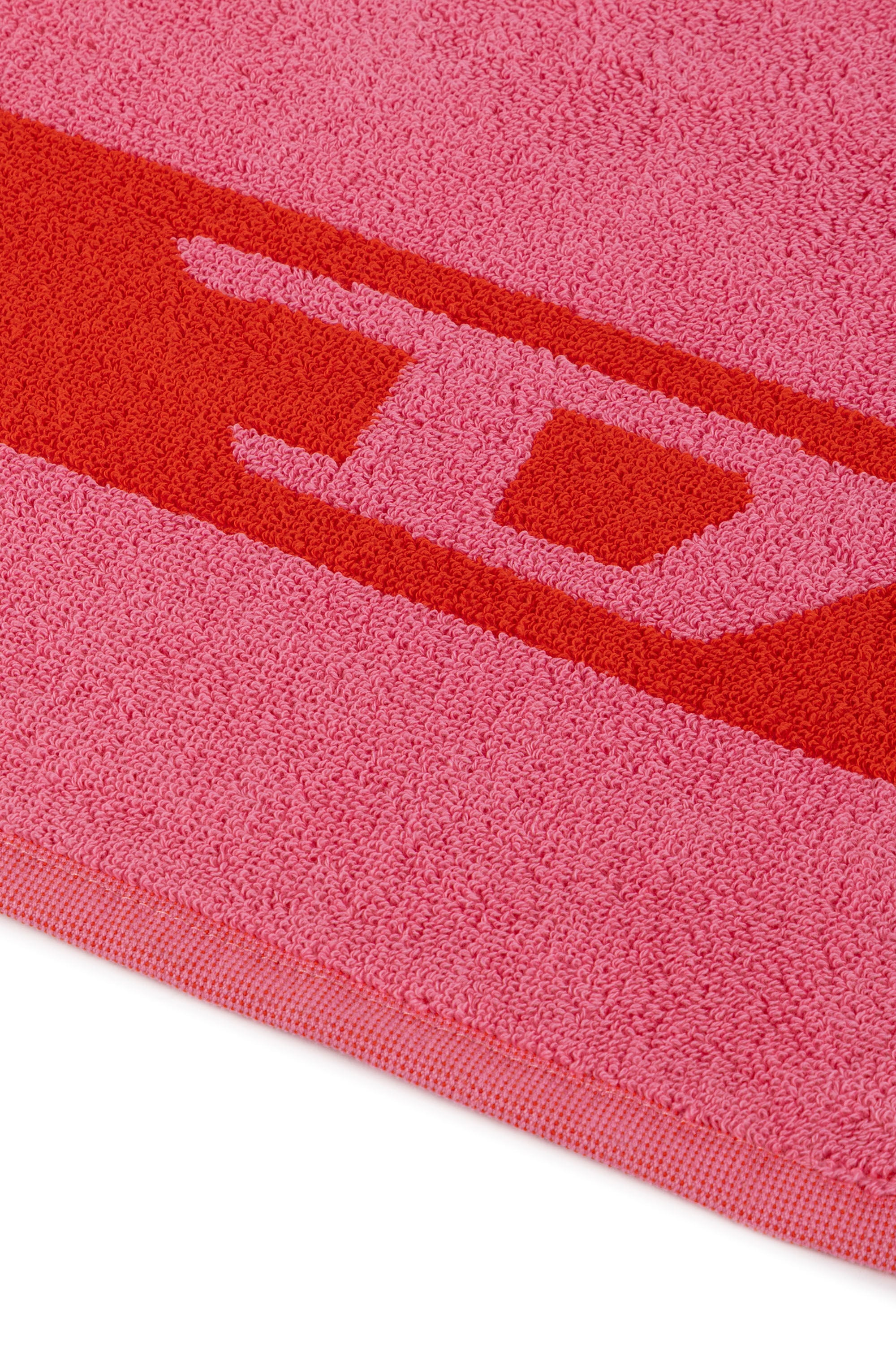 Diesel - 1018133  PIXEL TOYS 1 PINK/RED TOWEL, Unisex Frotteehandtuch 100x180 cm in Rot - 5