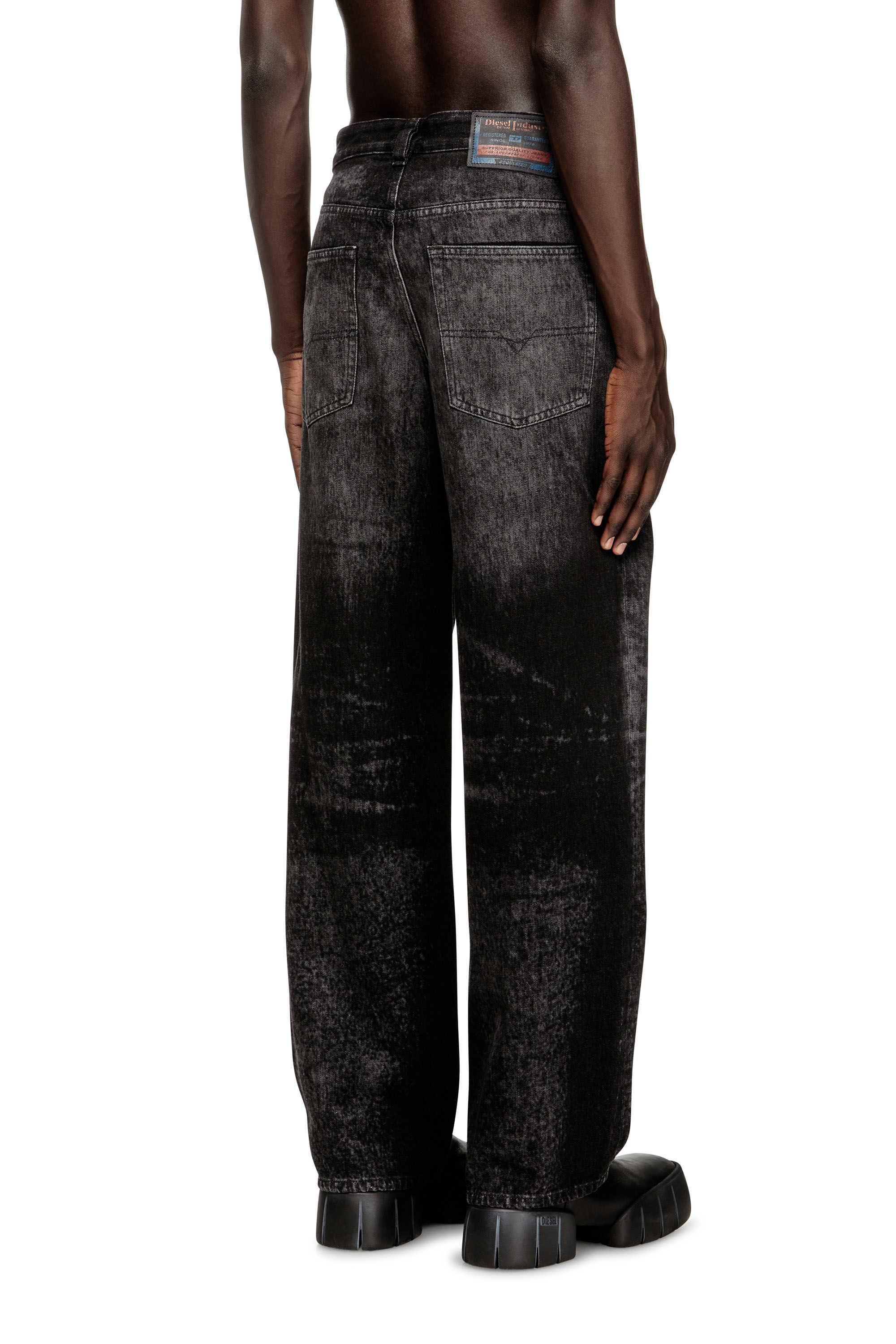 Diesel - Herren Relaxed Jeans 2001 D-Macro 007DB, Schwarz/Dunkelgrau - 4