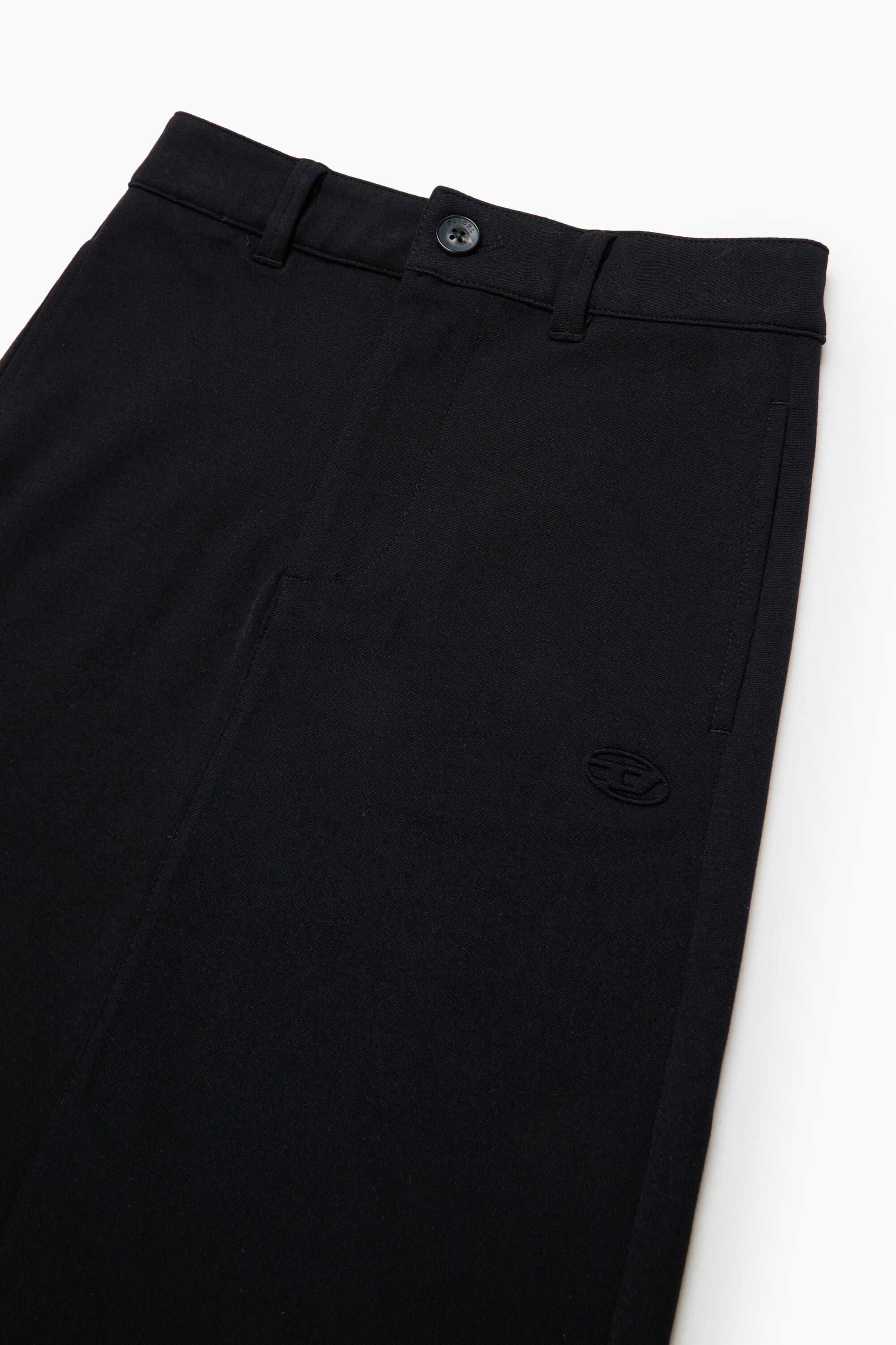 GMILX, Black