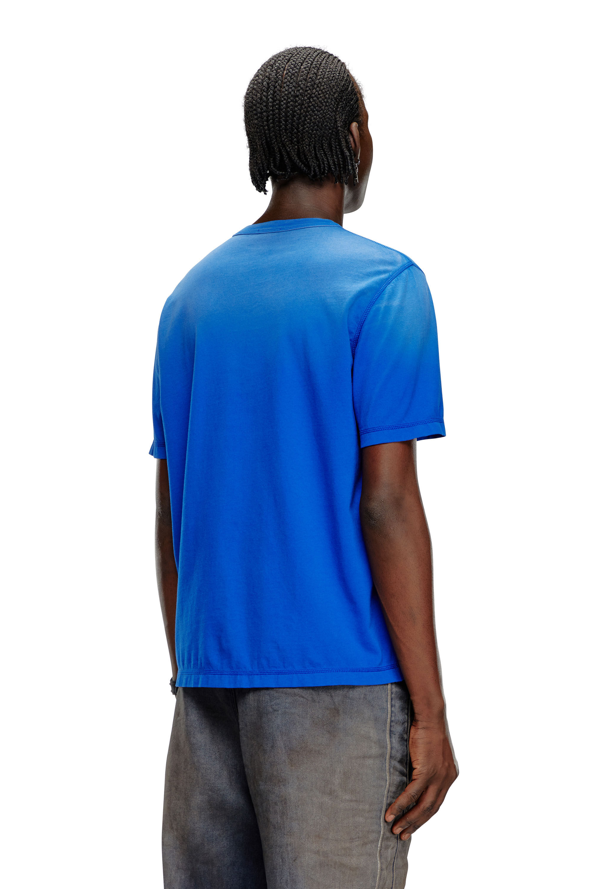 Diesel - T-ADJUST-K4, Herren T-Shirt in sonnenverblasster Optik in Blau - Image 4