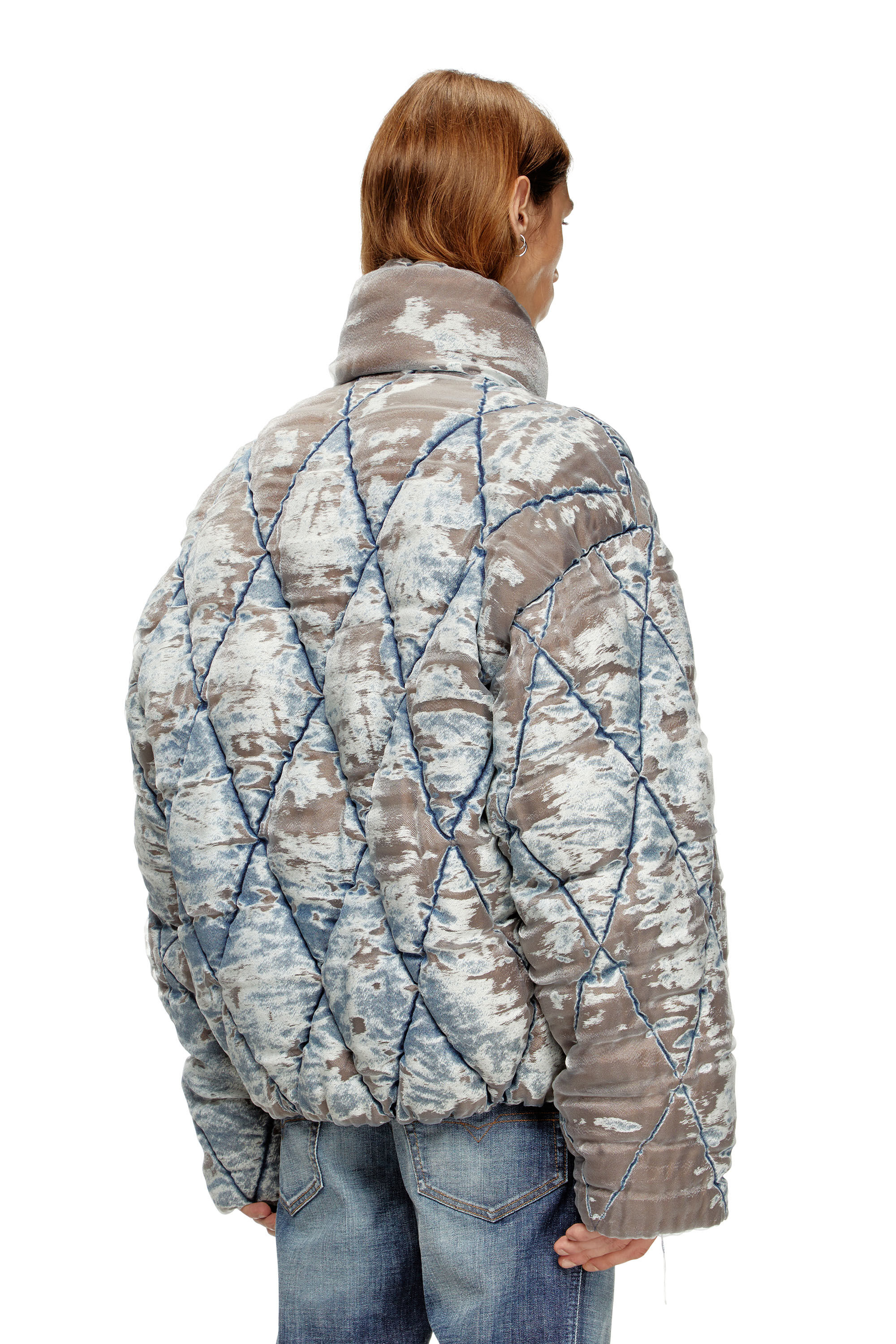 Diesel - W-KONS, Herren Wattierte Jacke aus Argyle-gestepptem Dévoré-Denim in null - 4