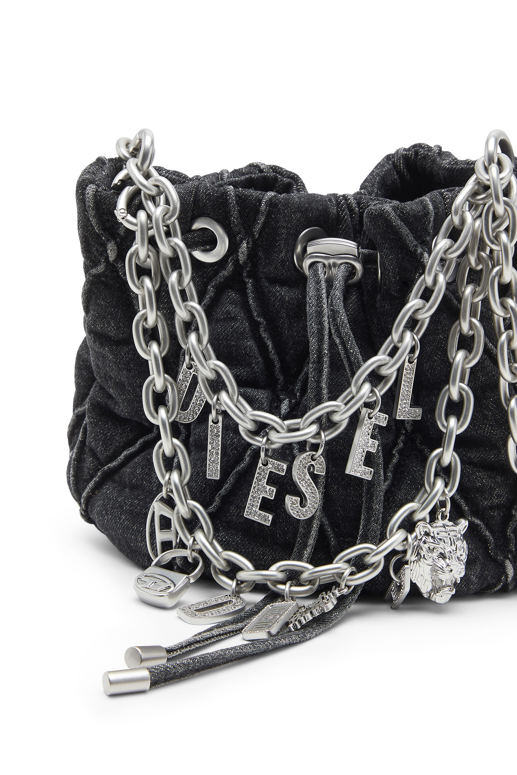 Diesel - HOSHI CHARM-D BUCKET S, Damen Gesteppte Beuteltasche aus Denim mit Kettenanhängern in Schwarz - 2