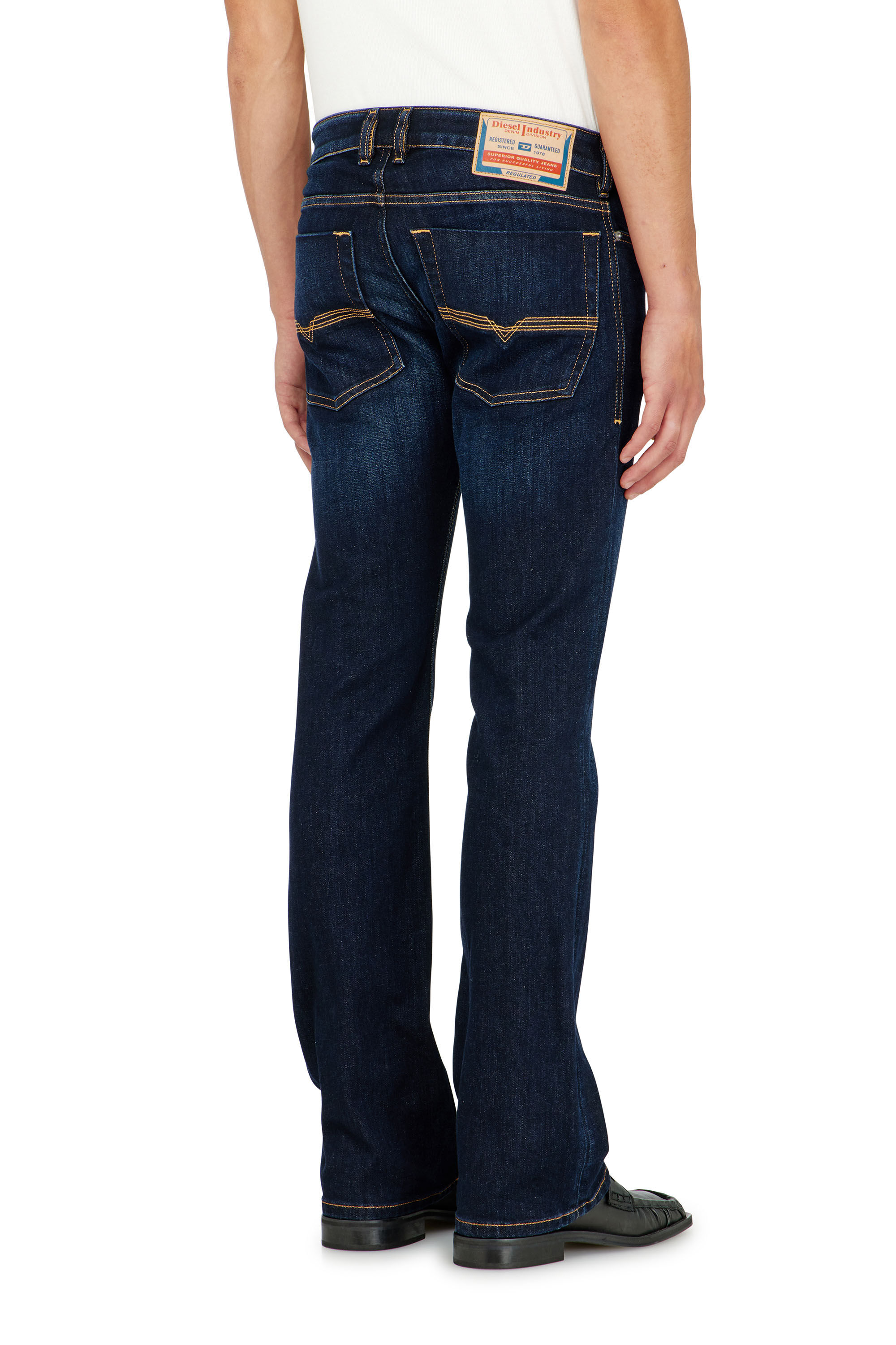 Diesel - Herren Bootcut Jeans 2007 Zatiny 09Q15, Dunkelblau - 5