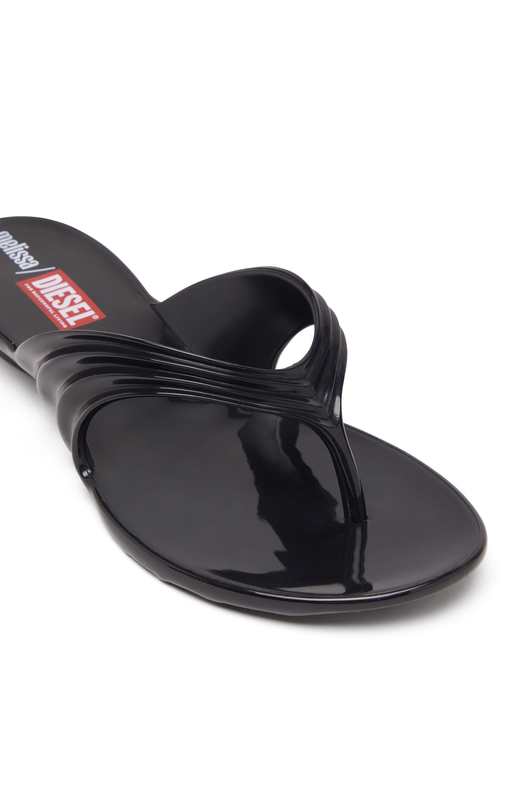 Diesel - MELISSA QUANTUM THONG, Damen K&uuml;nstlerisch gestaltete Flip-Flops aus Melflex&reg; in Schwarz - 6
