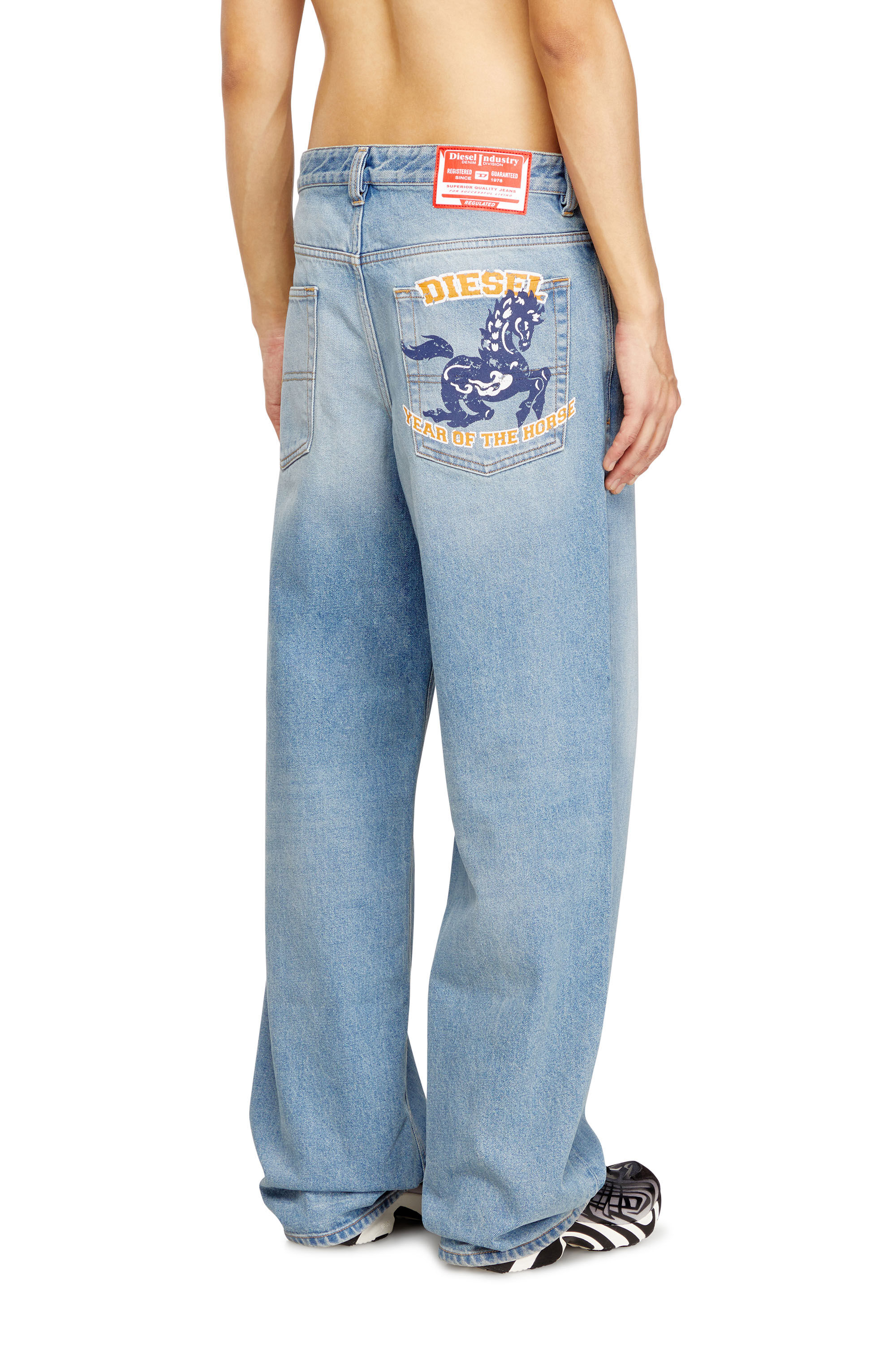 Men's Relaxed Jeans | Light Blue | Diesel 2001 D-Macro