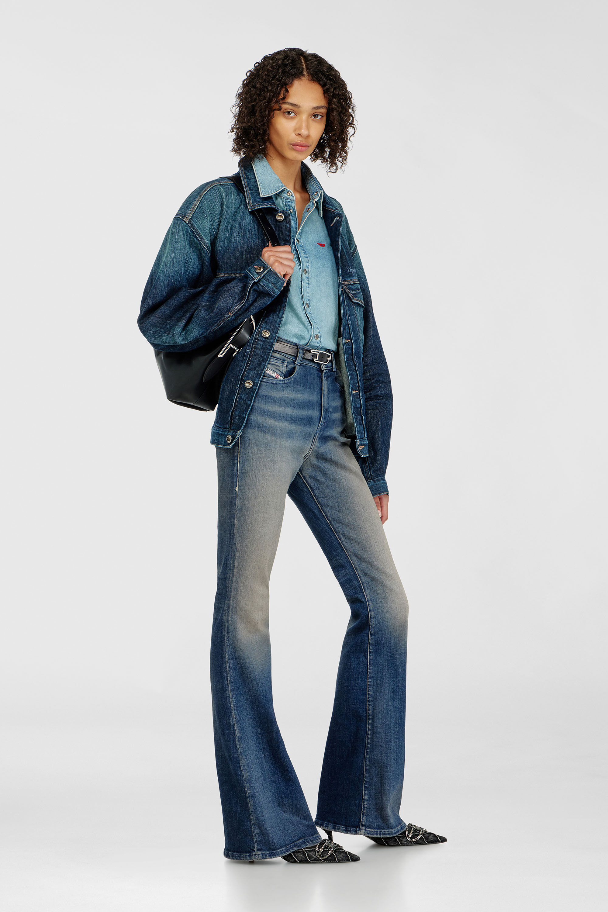 Diesel - Damen Bootcut Jeans 1973 D-Partt 09P67, Dunkelblau - 2