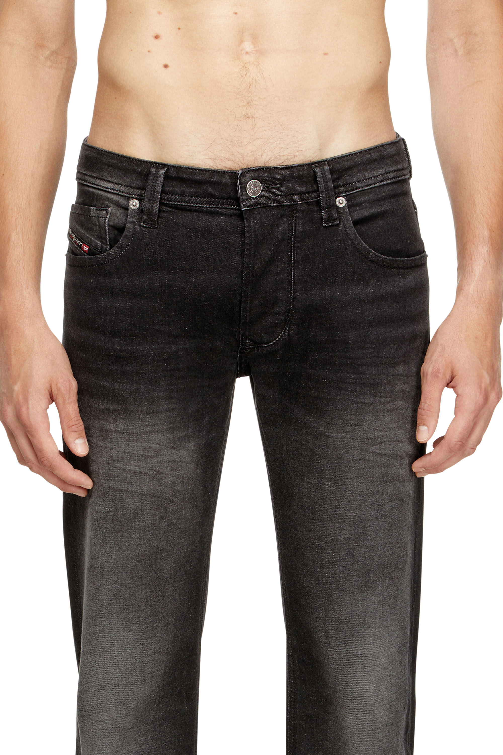 Diesel - Herren Regular Jeans 1985 Larkee 0DBDT, Schwarz/Dunkelgrau - 5
