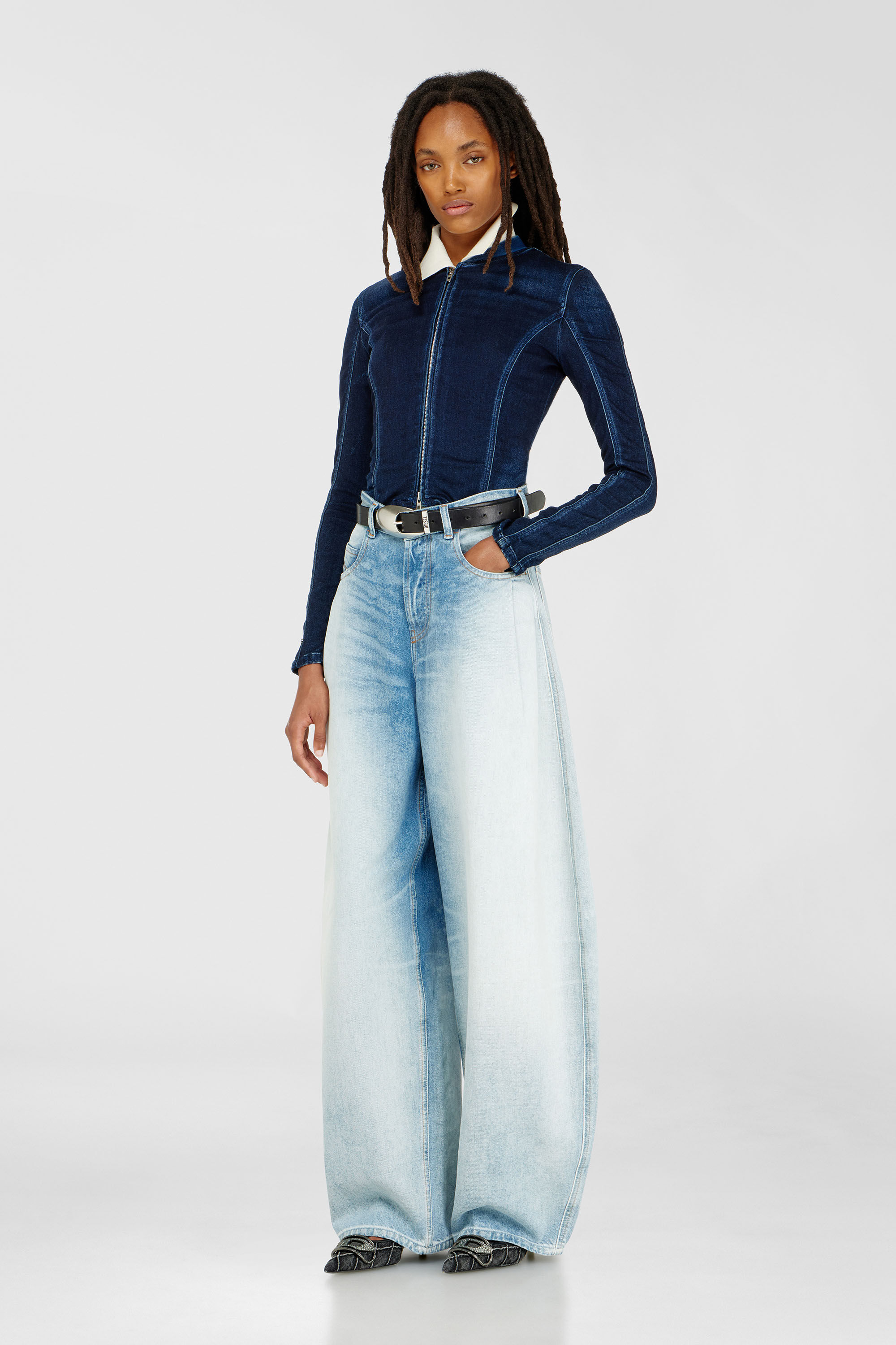 Diesel - DE-GARY-D JOGG, Damen Cropped jacket aus JoggJeans in Dunkelblau - 1