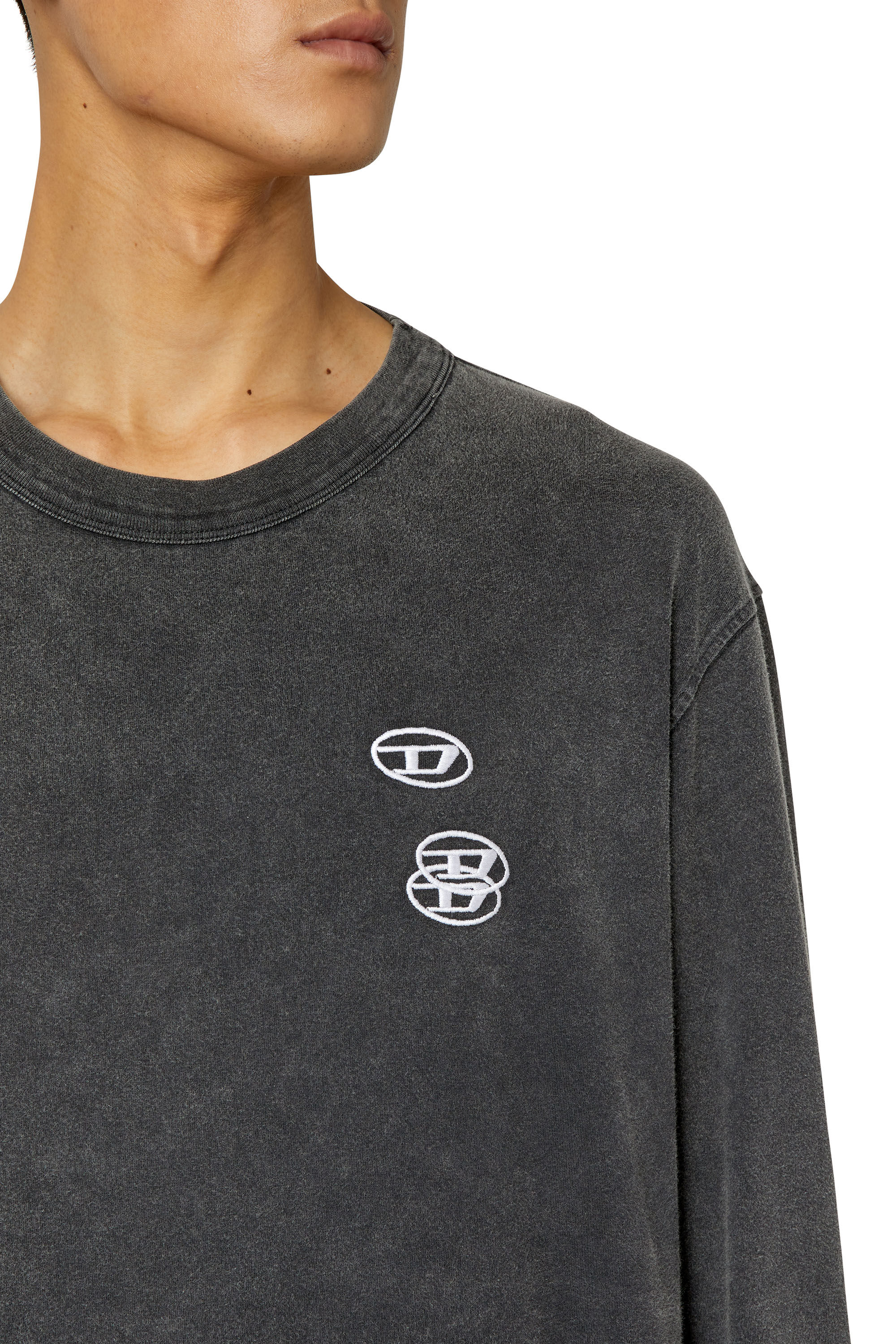 Diesel - T-CRANE-LS-SLITS, Herren T-Shirt mit dreifacher Logo-Stickerei in Schwarz - 6