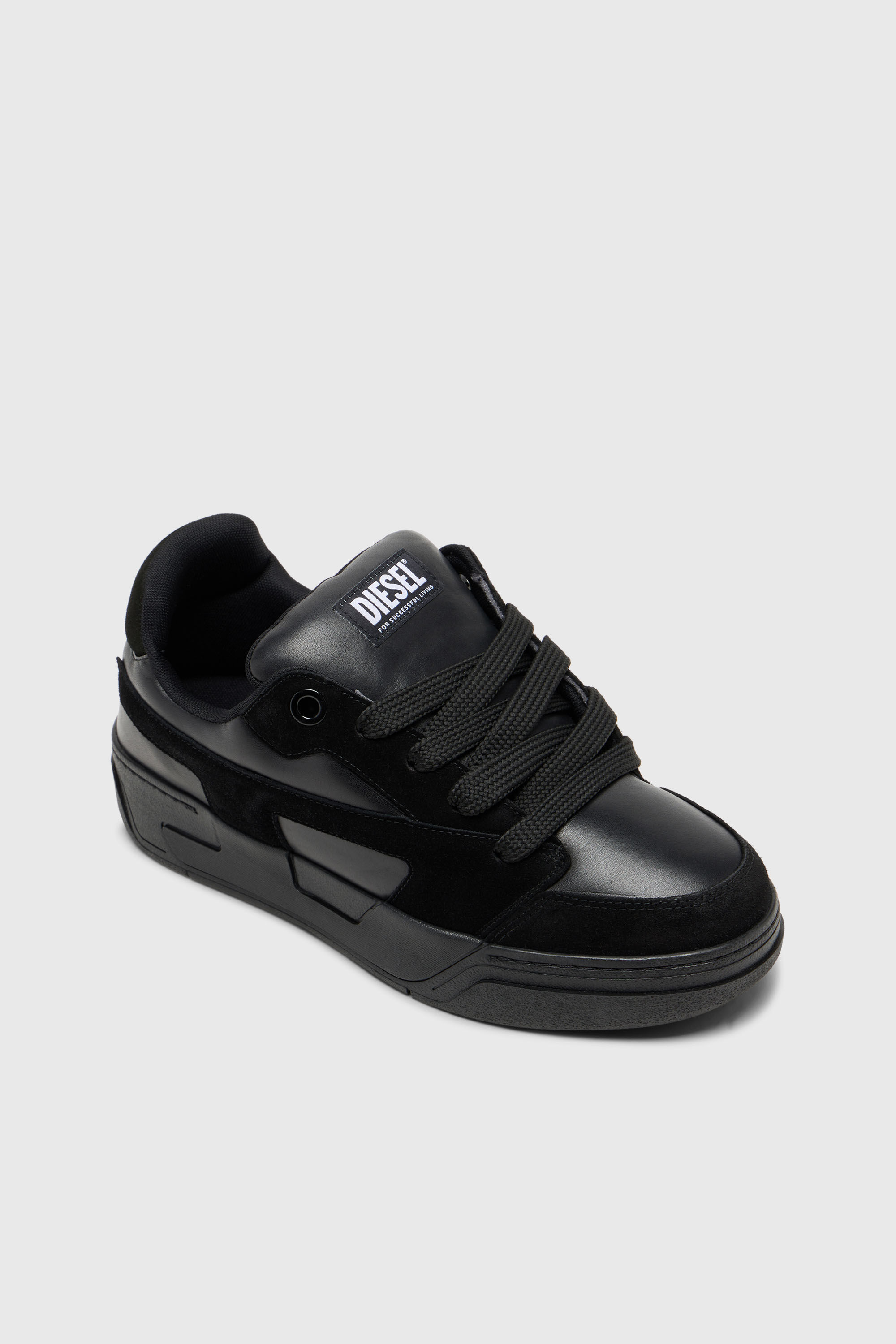 Diesel - S-D-OLLIE LOW, Herren D-Ollie-Monochrome Sneaker aus Wildleder und Leder in Schwarz - 6