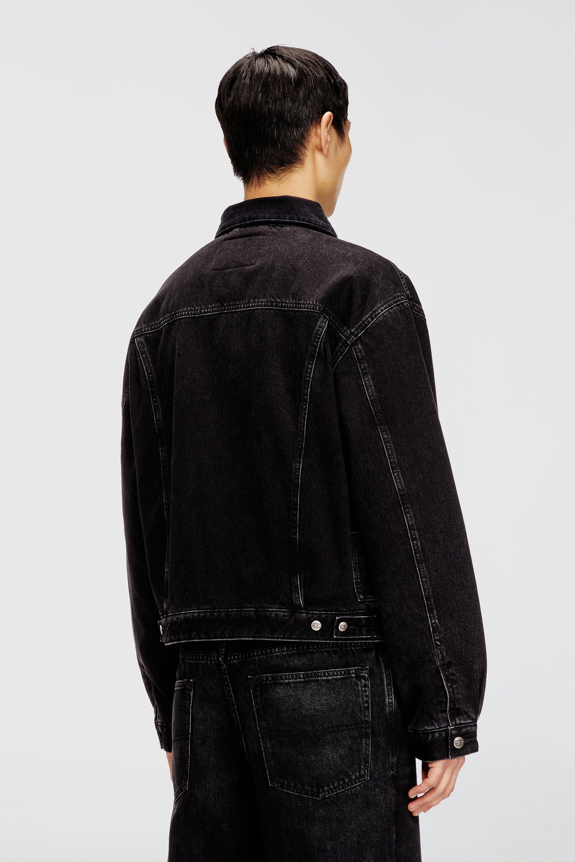 Diesel - D-RANGER-T, Unisex Gesteppte Truckerjacke aus Denim in Schwarz - 4