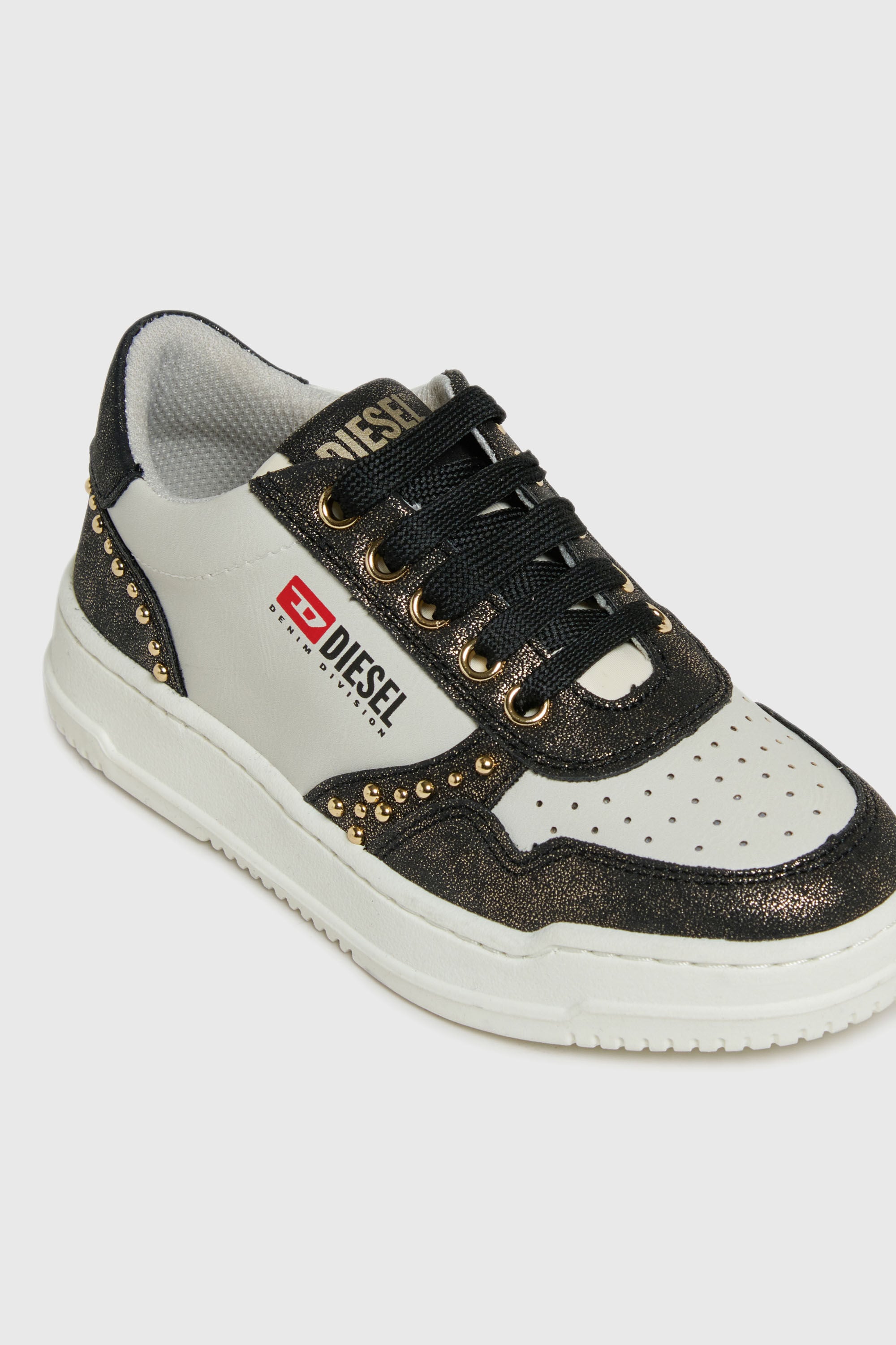 Diesel - S-CASCOUNT-STUDS, Unisex S-Cascount - Durchbrochene Sneakers mit Nieten in Schwarz/Weiss - 4
