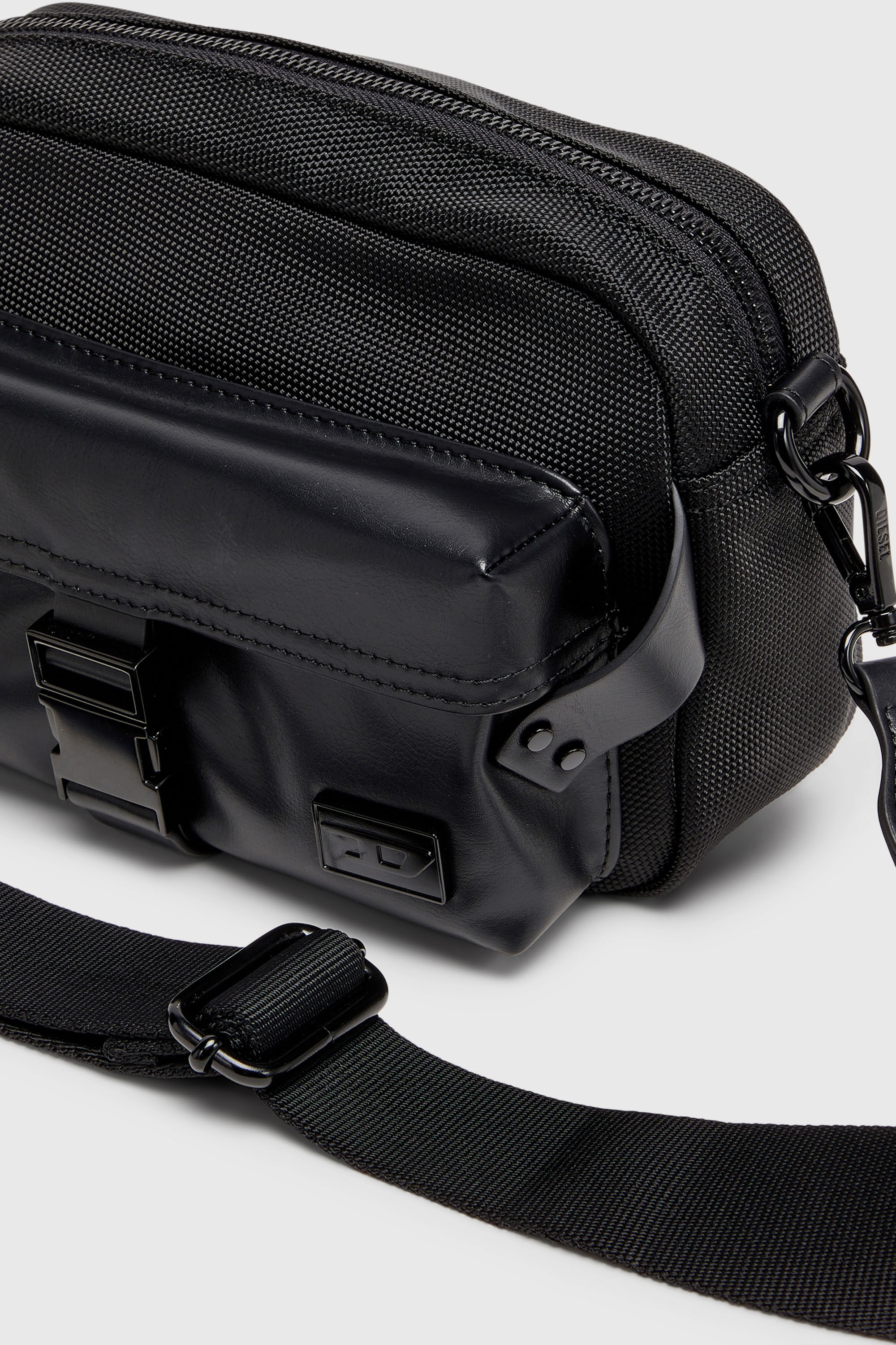 Diesel - MULTI-PKTS CAMERA BAG X, Unisex Multi-Pkts - Crossbody-Tasche aus Nylon mit Klappentasche in Schwarz - 5
