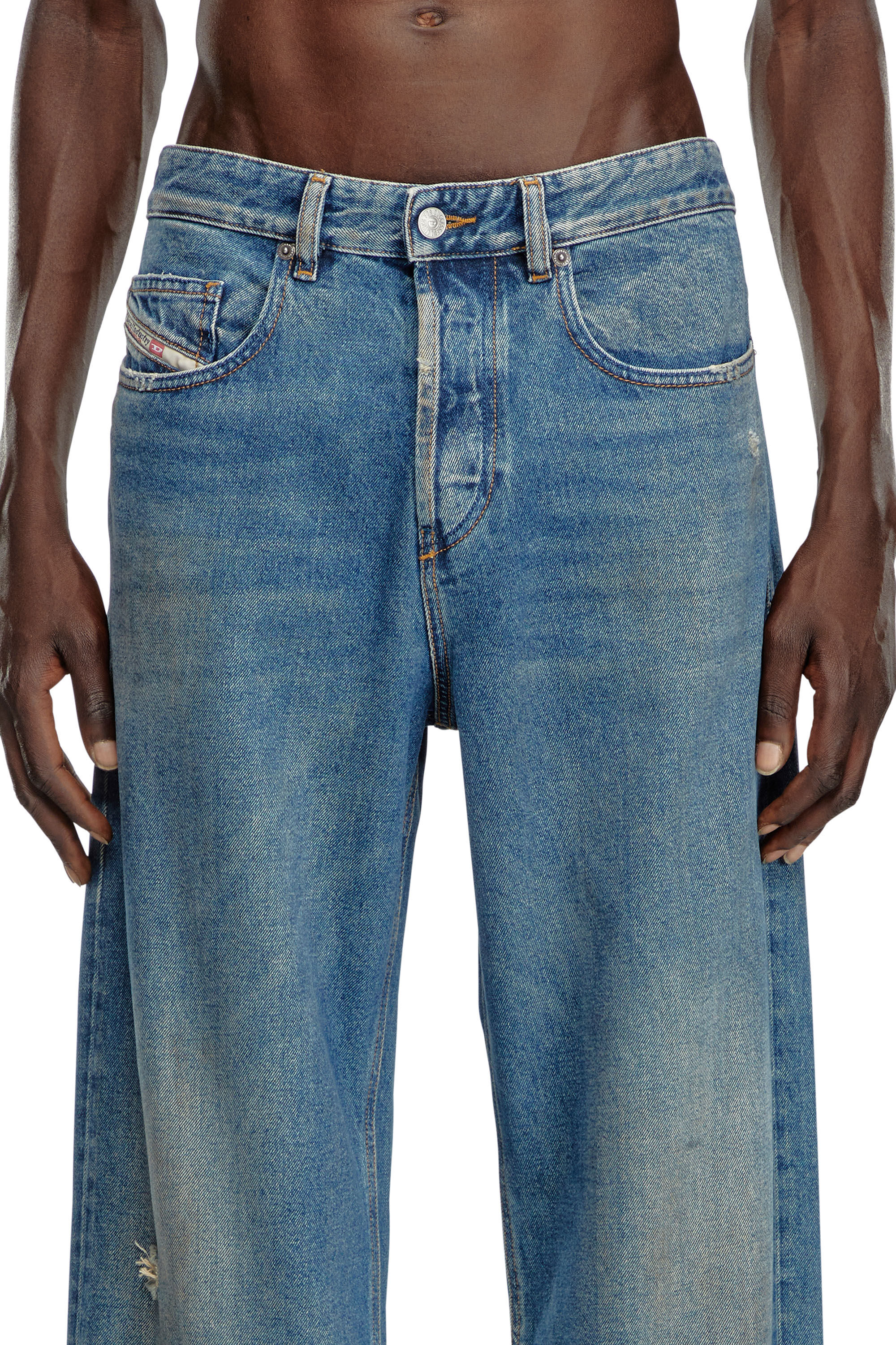 Diesel - Herren Relaxed Jeans 2001 D-Macro 09J79, Mittelblau - 5