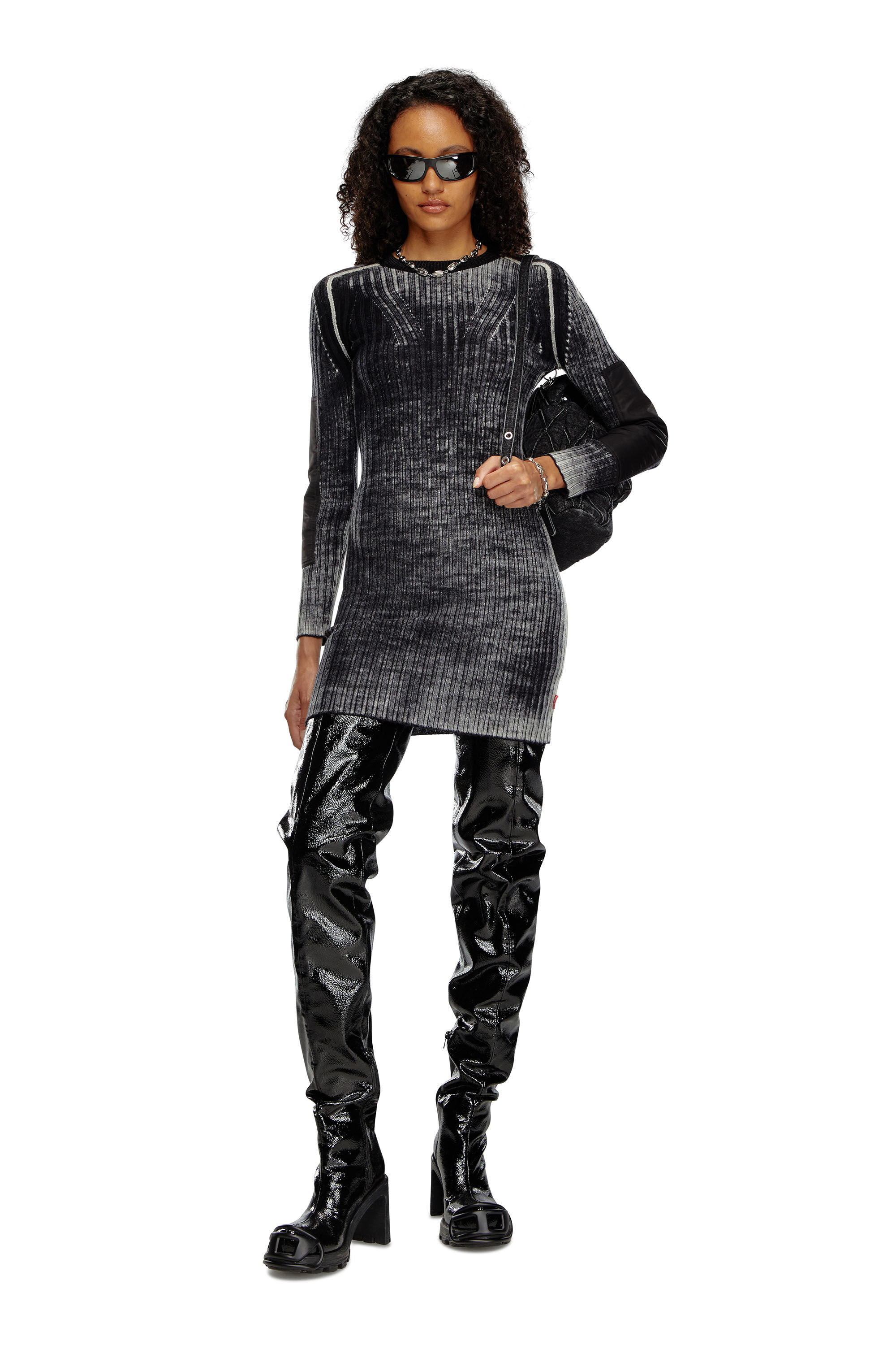 Diesel - M-ARTISTA, Damen Kurzes Kleid aus behandeltem Wollstrick in Schwarz - Image 1