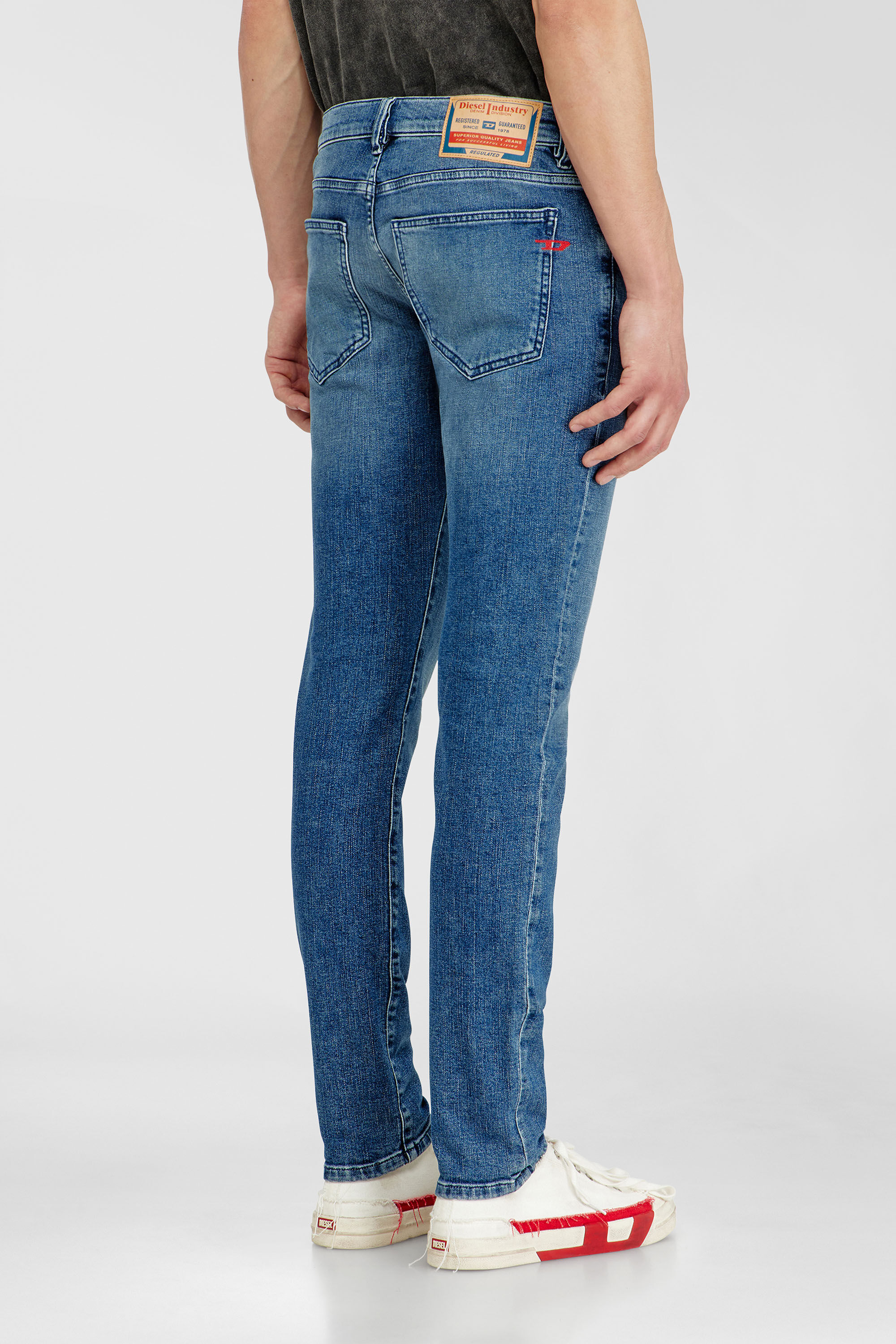 Diesel - Herren Slim Jeans 2019 D-Strukt 0HDBK, Mittelblau - 5