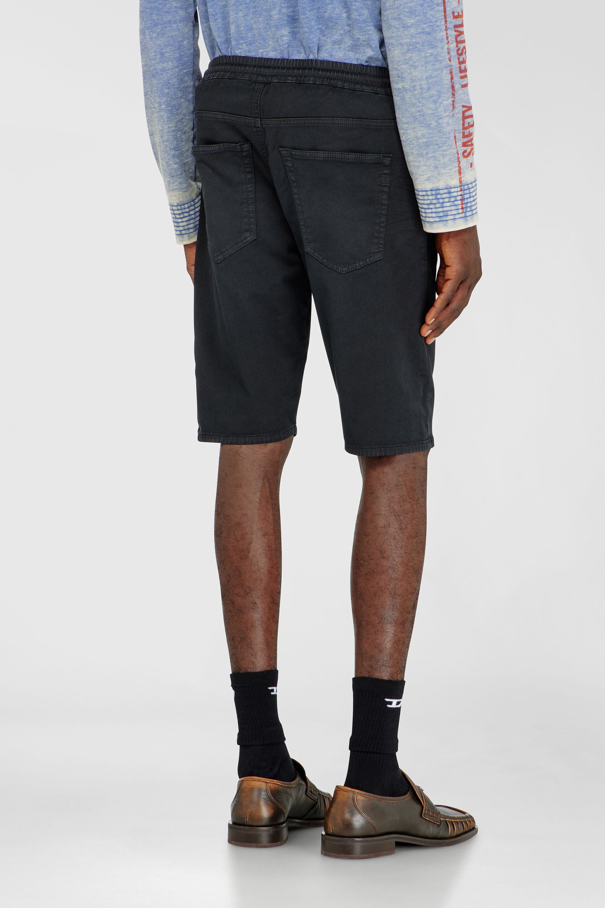 Diesel - 2033 D-KROOLEY-SHORT JOGG, Herren Chinoshorts aus JoggJeans in Schwarz - 4