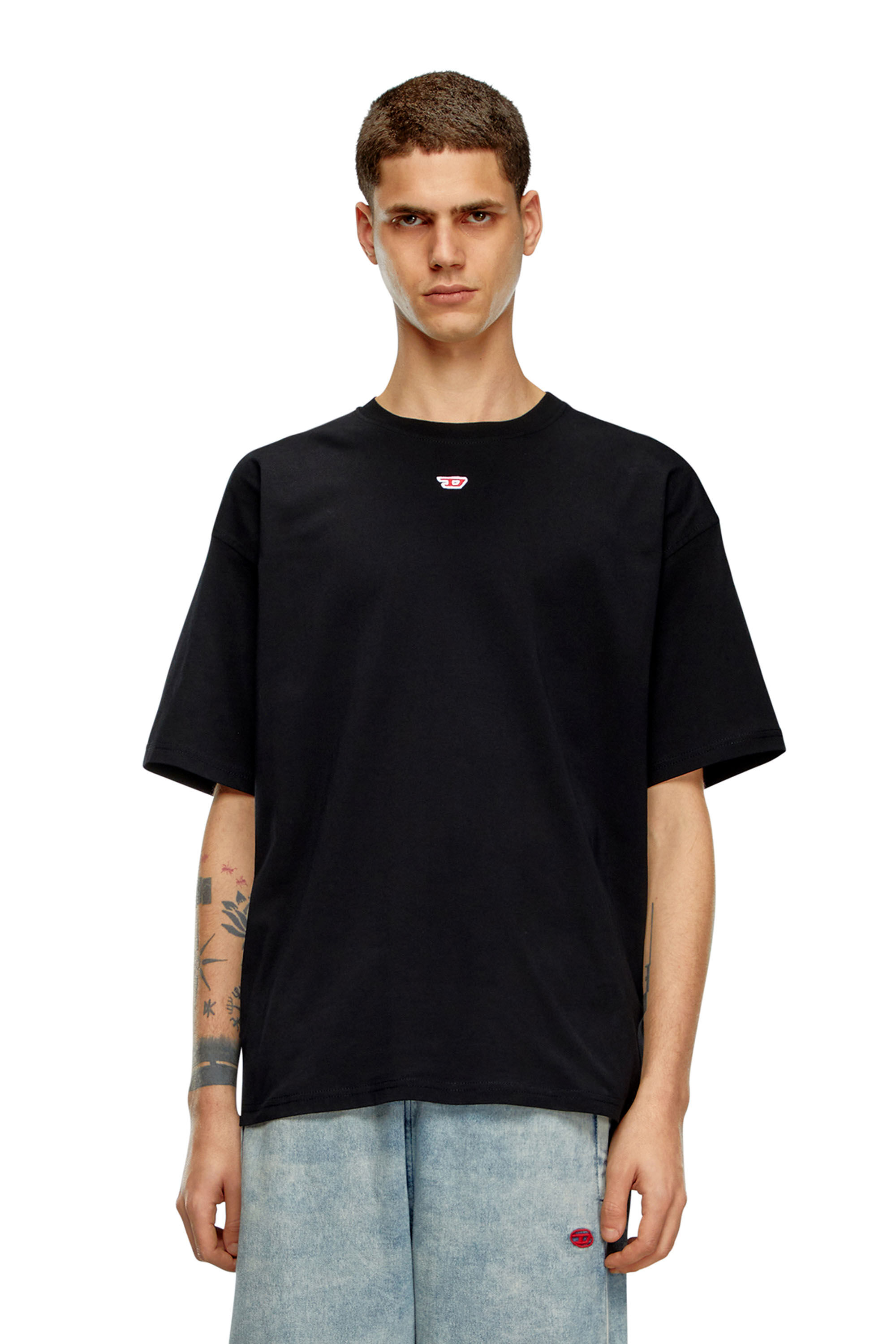 Diesel - T-BOXT-D, Unisex T-Shirt mit gesticktem D-Patch in Schwarz - 3