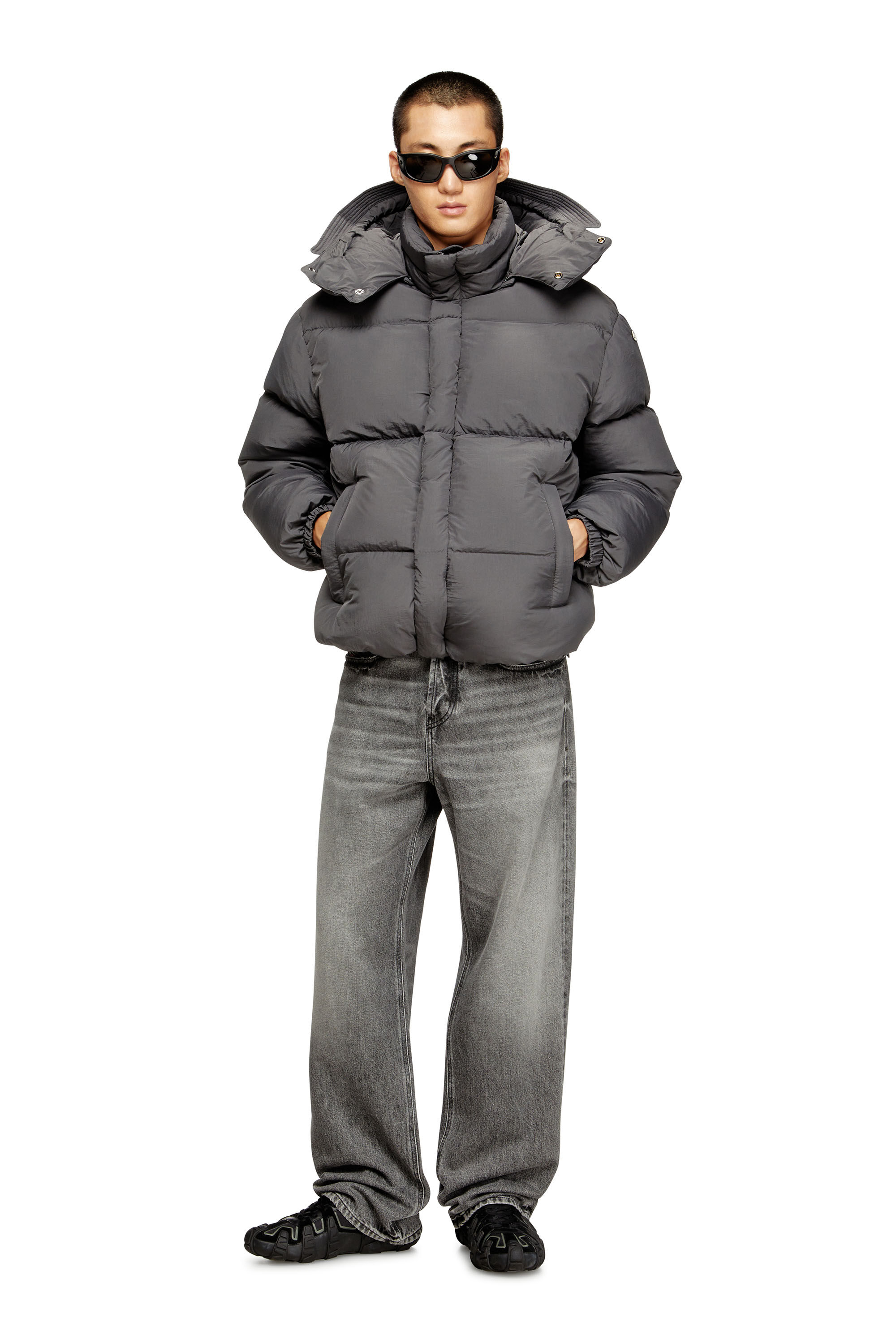 Diesel - W-ROLFYS, Herren Daunenjacke aus Recycling-Nylon-Taslan in Grau - 1
