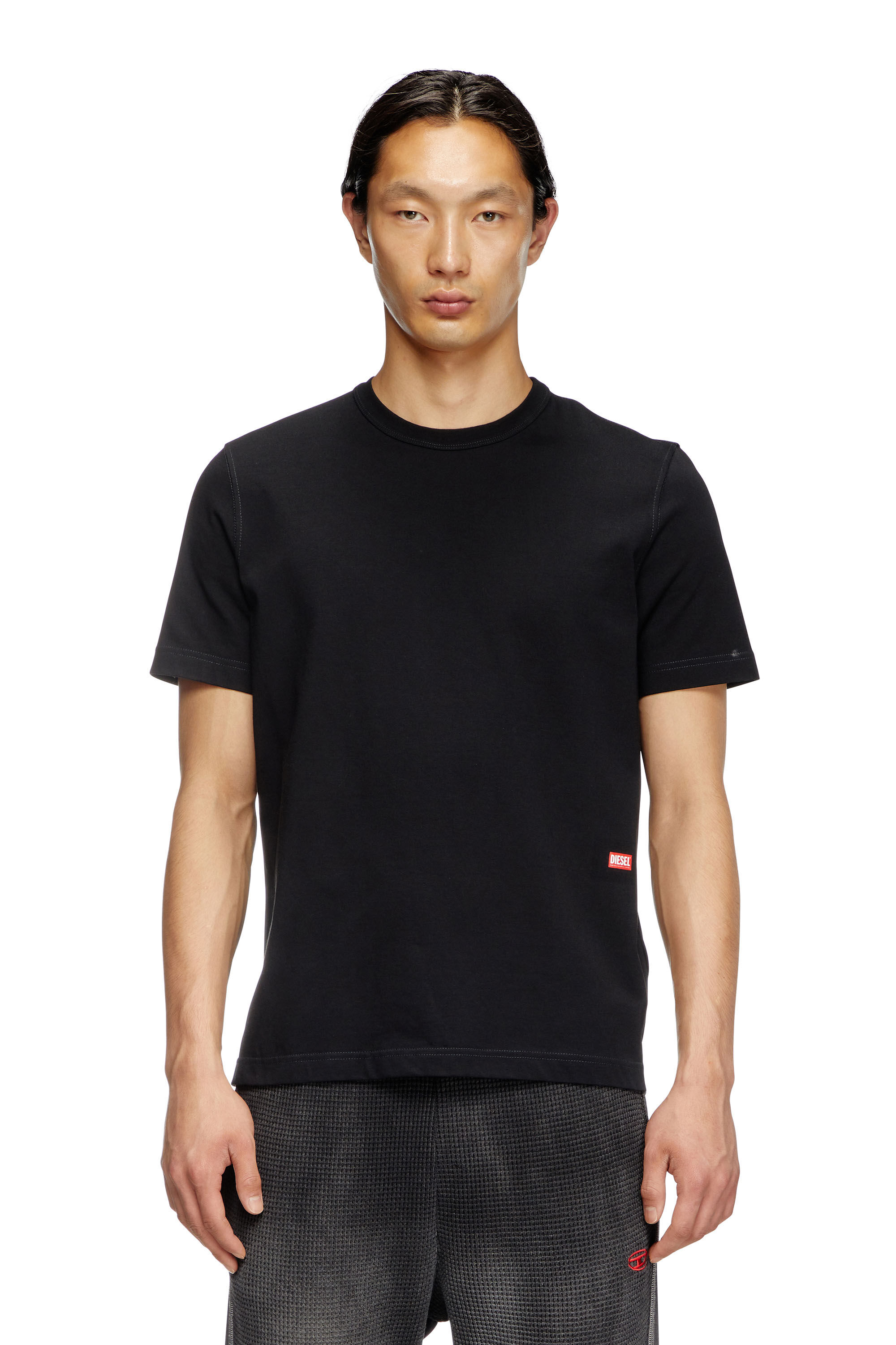 Diesel - T-ADJUST-SLITS-R13, Herren T-Shirt mit Runway-Set-Print in Schwarz - 3