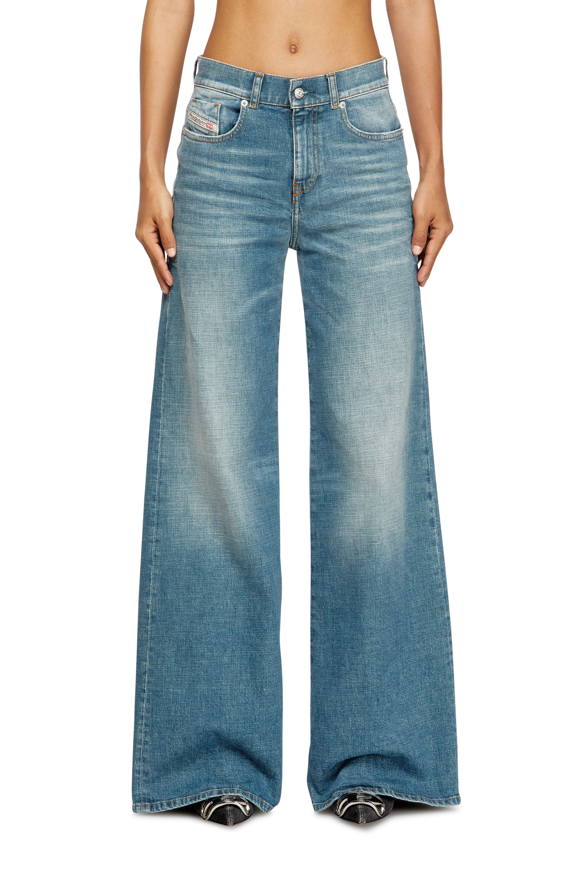 Diesel - Damen Flare Jeans 1978 D-Akemi 09M58, Mittelblau - 3