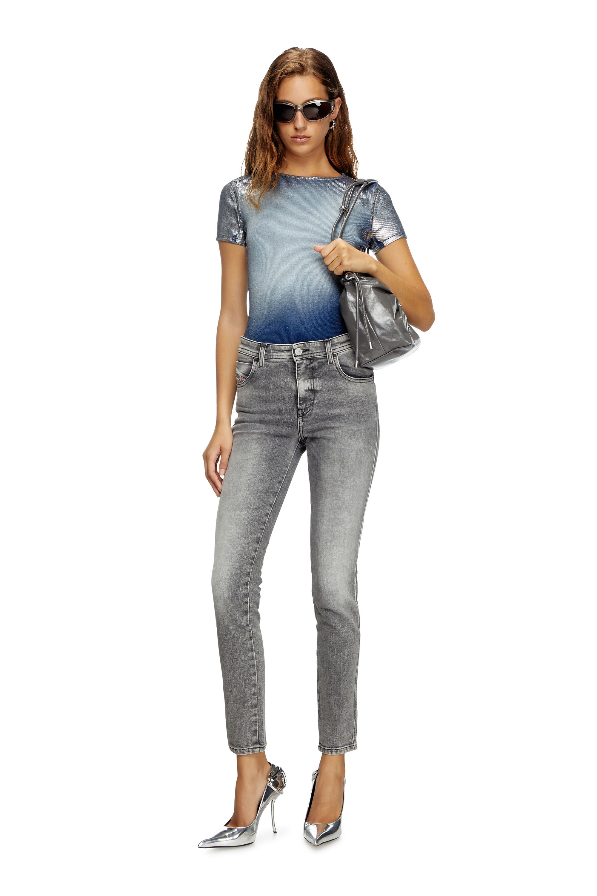 Diesel - T-ELE-LONG-Q1, Damen Metallic-T-Shirt in ausgewaschener Optik in Hellblau - 1