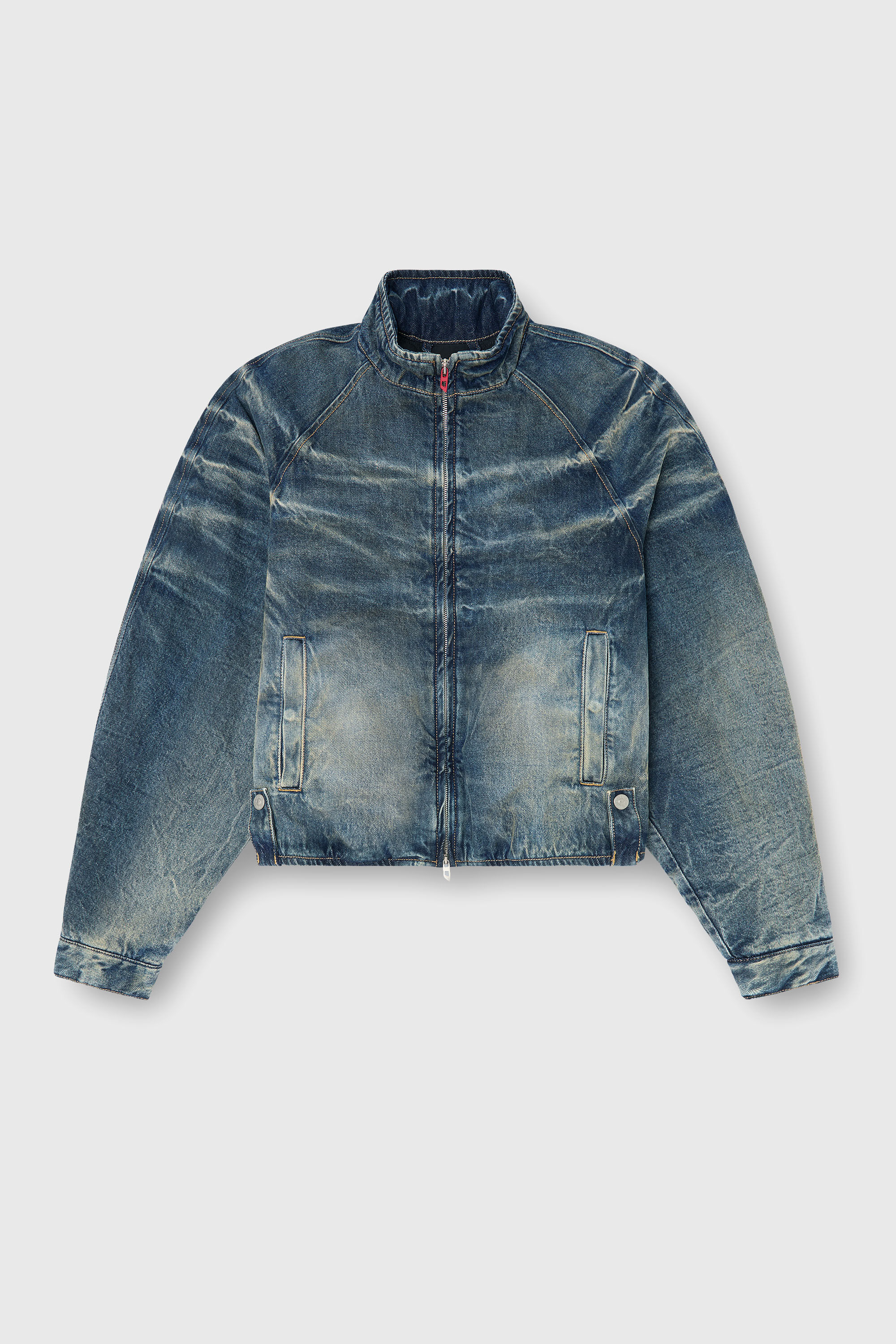 Diesel - DE-BARUS-FSJ1, Damen Gef&uuml;tterte Jacke aus Denim mit schmutzigem Knittereffekt in Mittelblau - 2