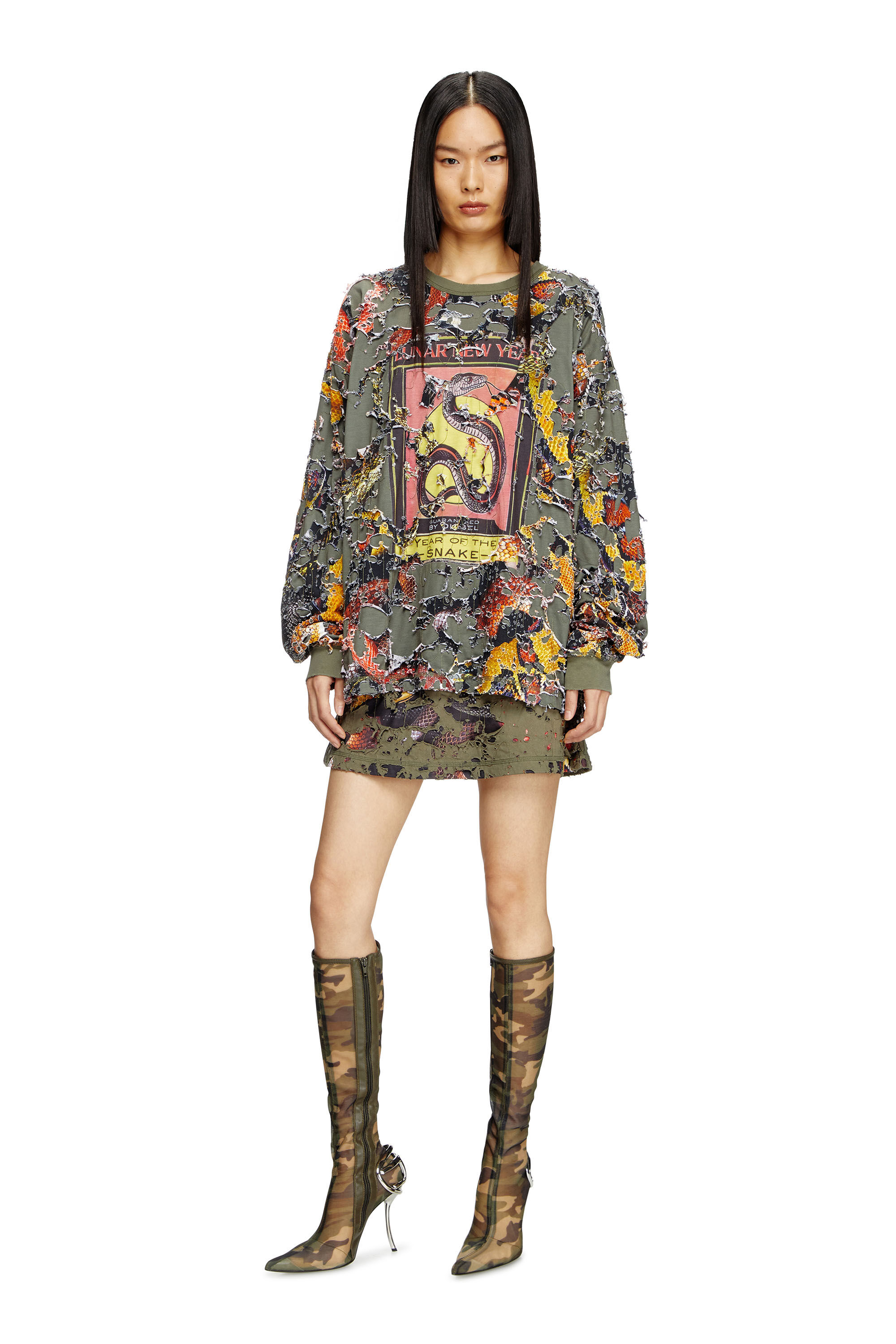 Diesel - CL-T-BOXT-LS-DEVOR-SNAKE, Unisex Langarm-Destroyed-T-Shirt mit Schlangen-Print in Olivgrün - 6