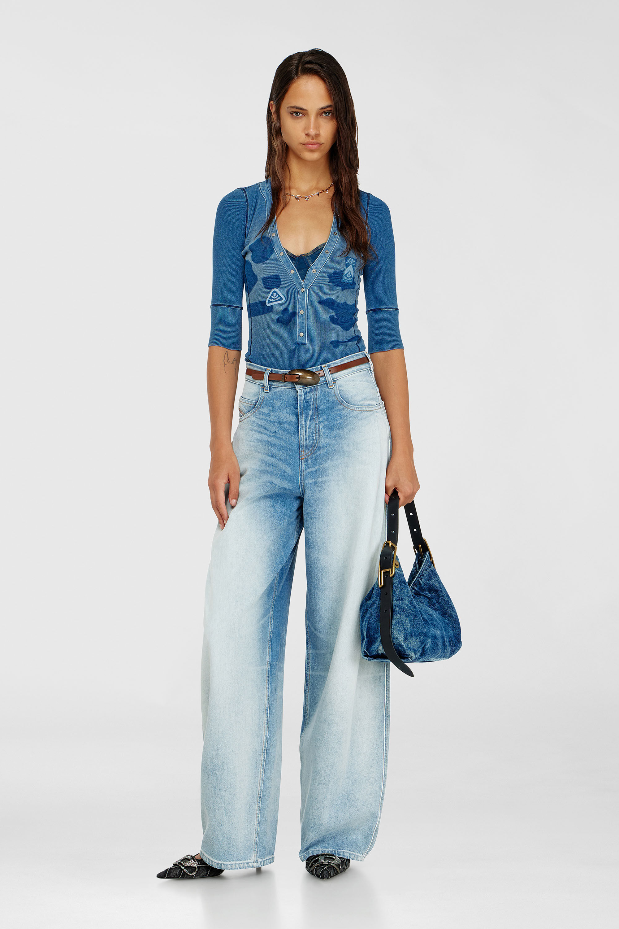 Diesel - T-EREME, Damen Henley-Top mit Shadow-Patch-Effekten in Mittelblau - 1