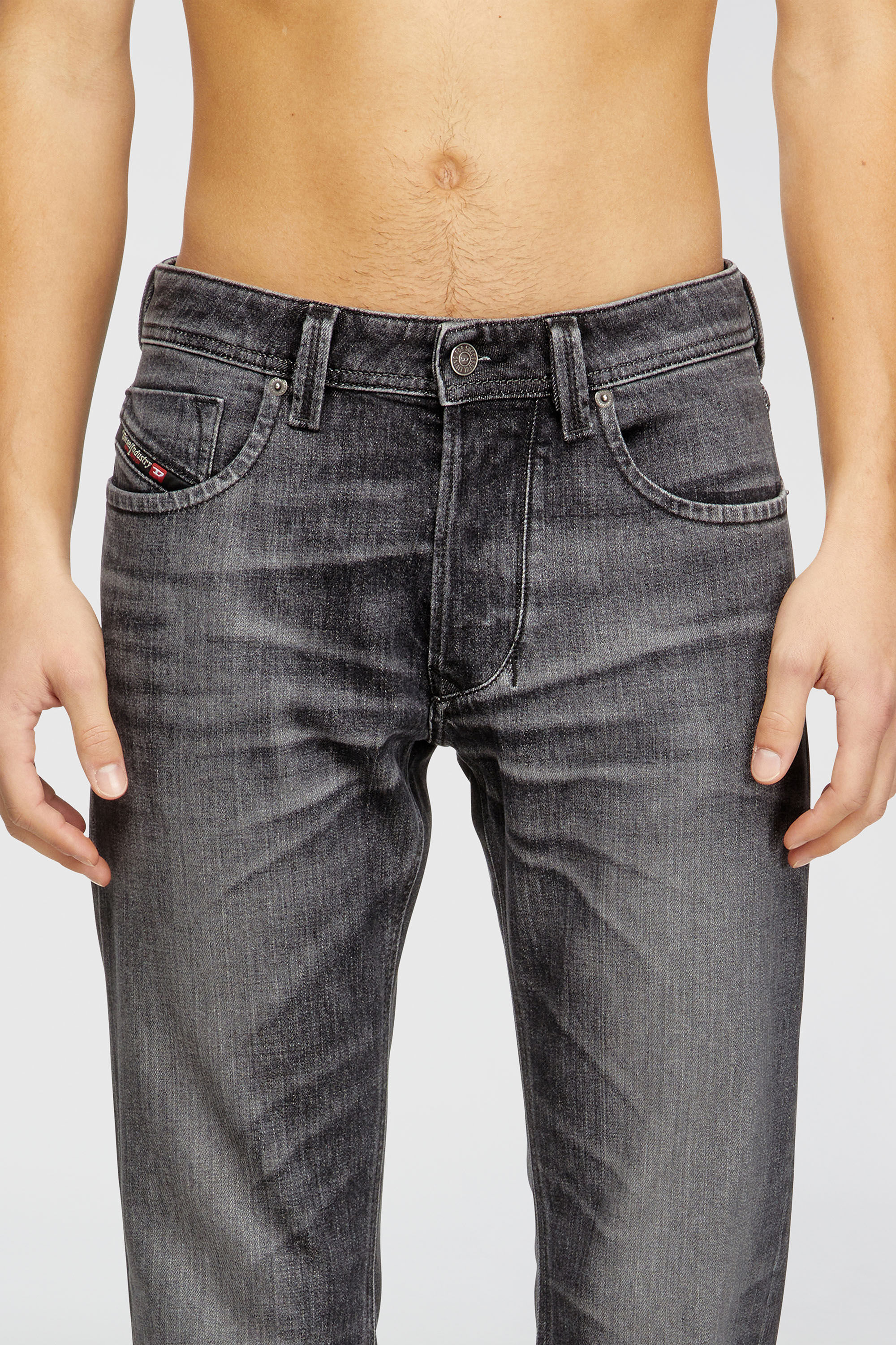 Diesel - Herren Regular Jeans 1985 Larkee 09N49, Grau - 5
