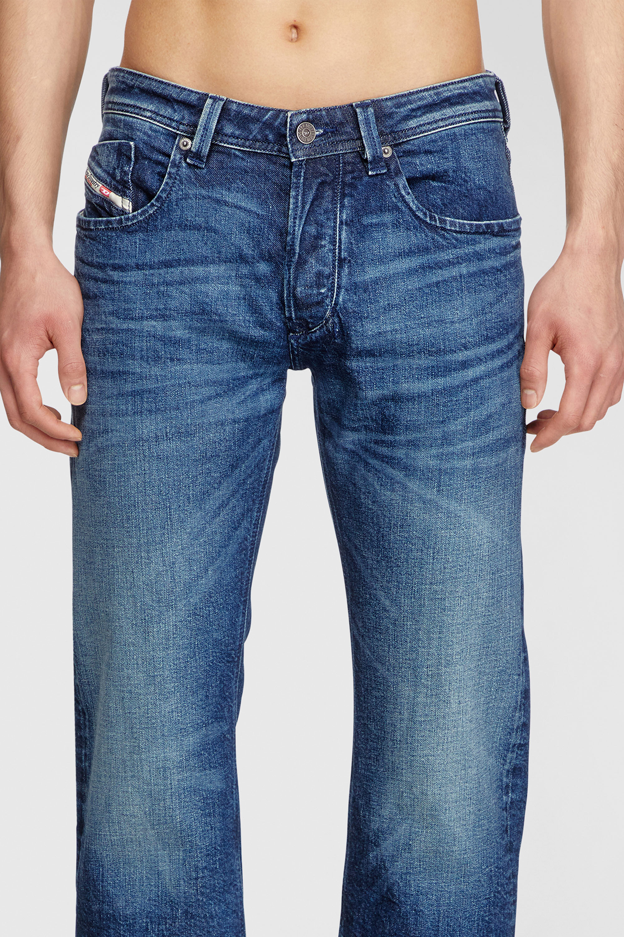 Diesel - Herren Regular Jeans 1985 Larkee 09L51, Dunkelblau - 5